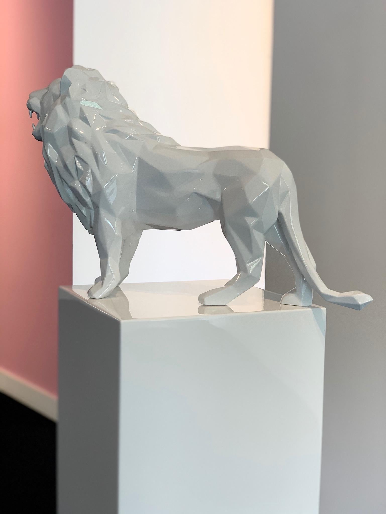 Richard Orlinski
Lion, blanc brillant
23.6 x 15 x 6.7 pouces
Sculpture en résine
Edition de 50
Signé et numéroté par l'artiste

Actuellement exposé à Art Angels Los Angeles



Sculpture de Richard Orlinski
Richard Orlinski
Sculpture de