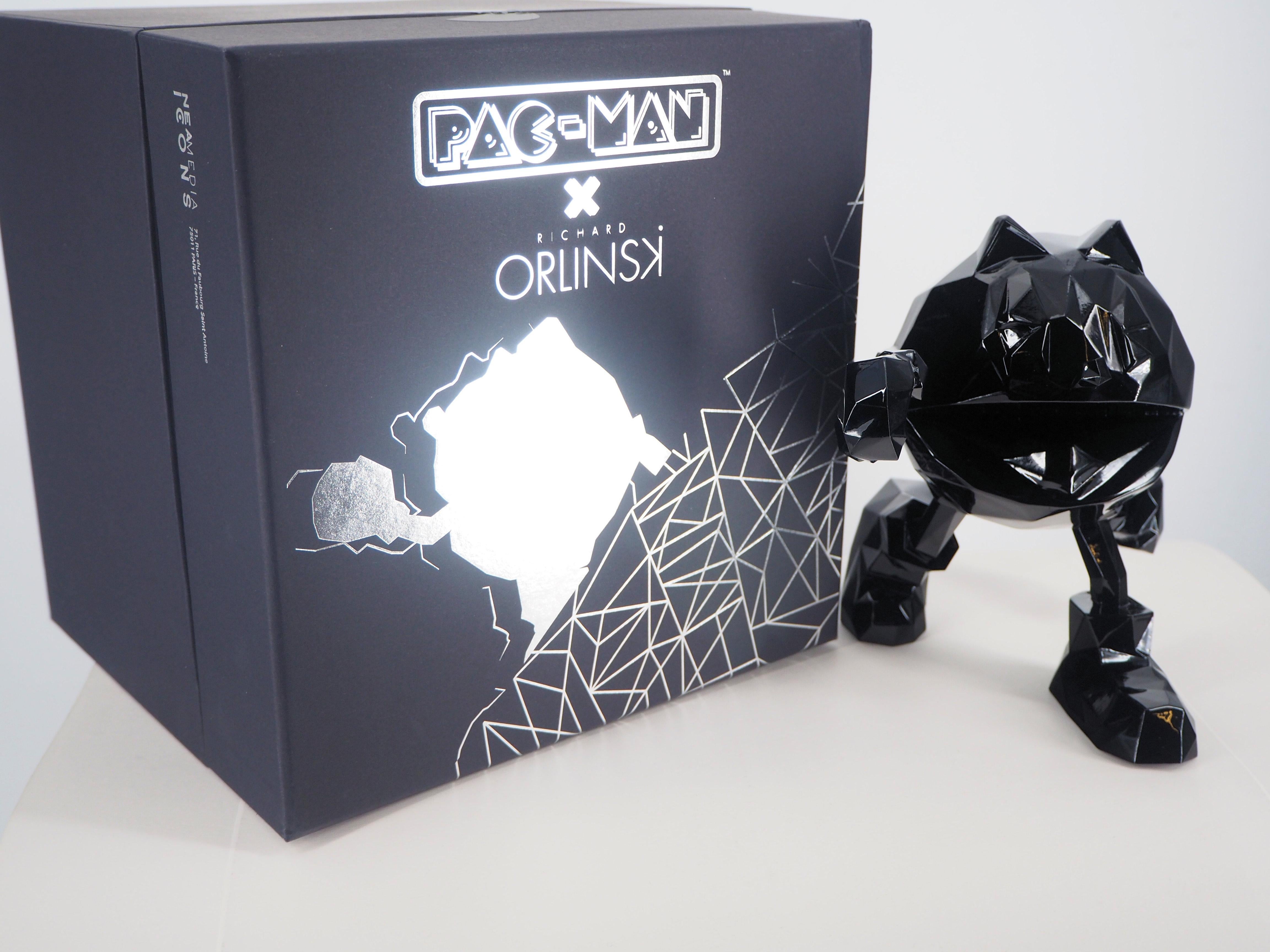 Pac-Man (édition noire) - Sculpture  - Gris Figurative Sculpture par Richard Orlinski
