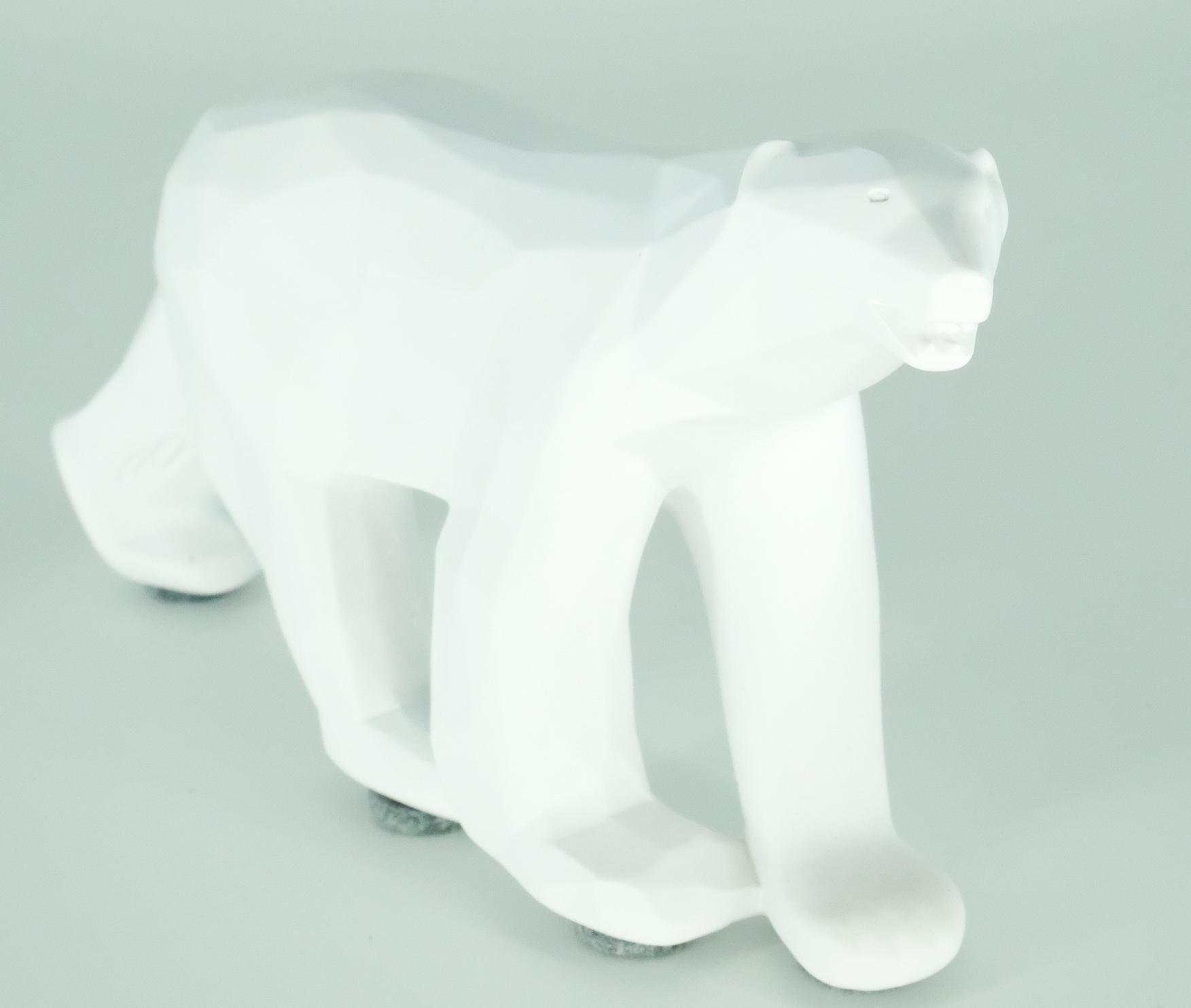 Ours Pompon  (édition blanche) - Sculpture dans sa boîte d'origine avec certificat d'artiste en vente 1