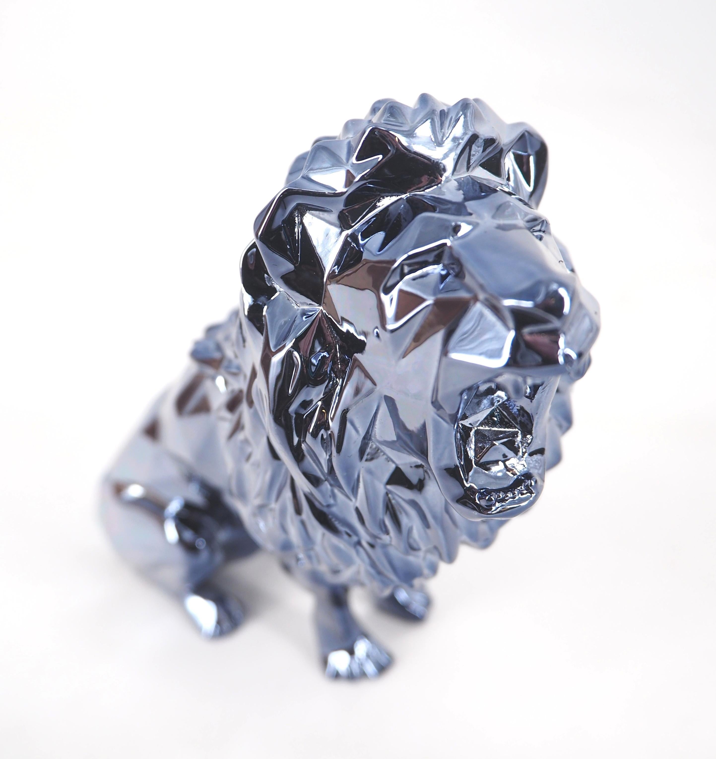 Roaring Lion Spirit (Petrol edition) - Sculpture in original box with artist coa For Sale 5