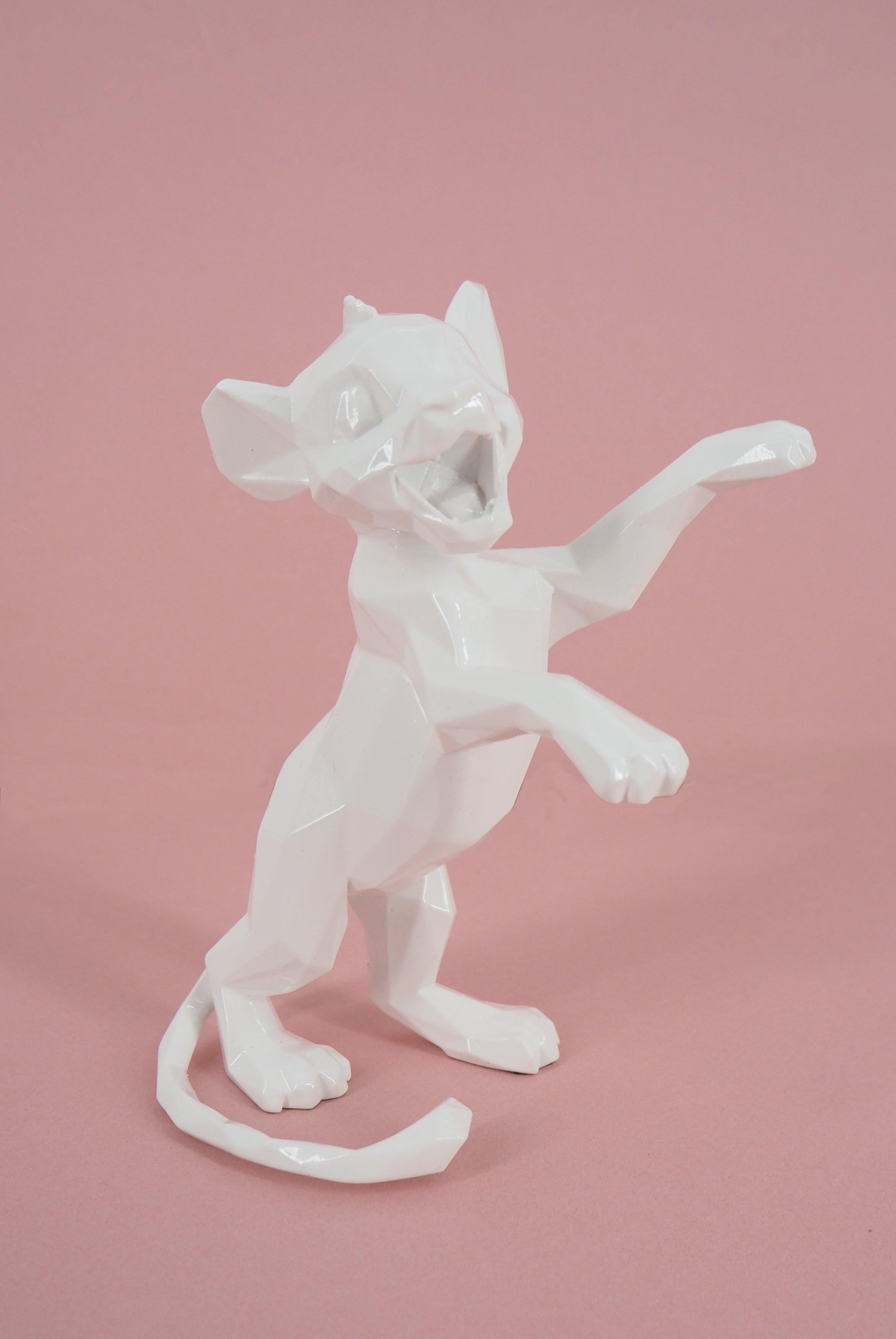 Richard Orlinski Figurative Sculpture - White Simba (Disneyland Paris Limited edition) - Sculpture