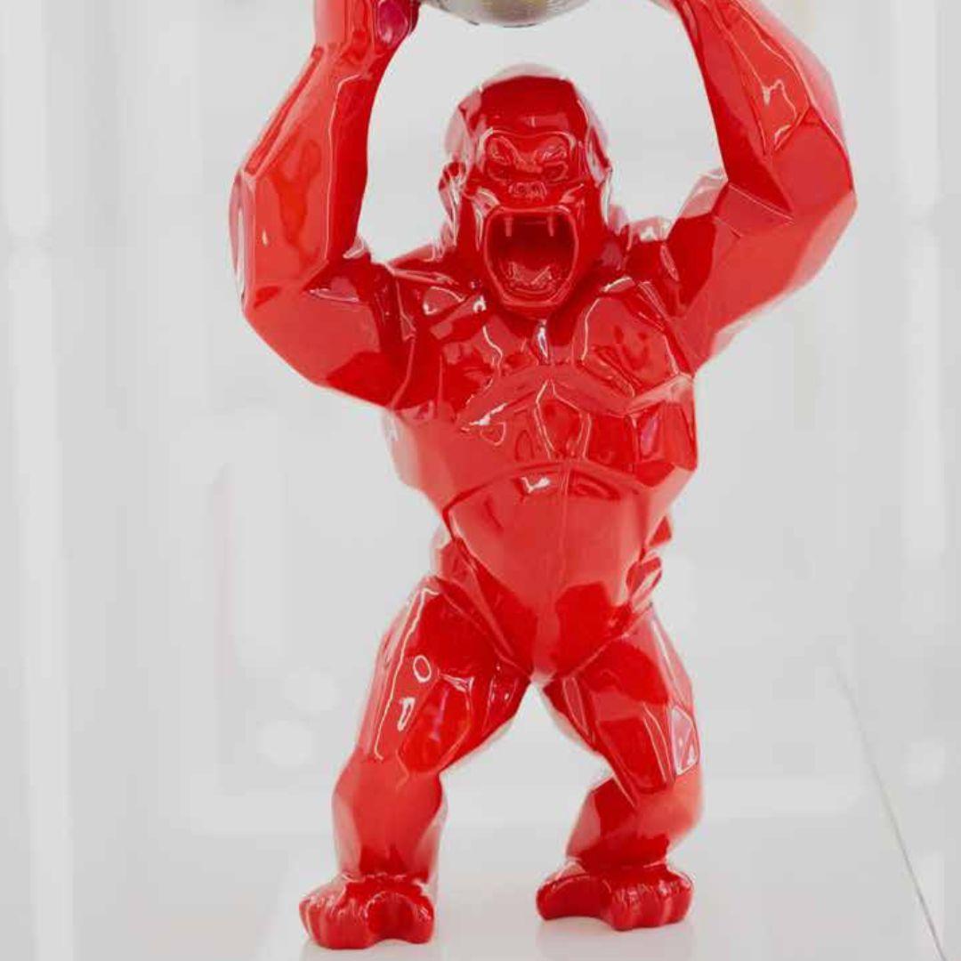 Wild Kong Earth, classic red and tag, Richard Orlinski For Sale 1