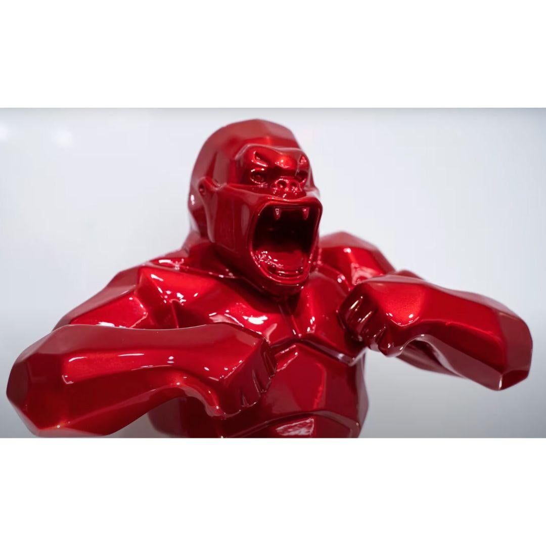 WILD KONG Is a signature Richard Orlinski piece. It declares itself invincible with its open mouth and fearsome teeth as it beats its chest with mighty fists. But the ferocious beast is also capable of tenderness. The piece sees the sculptor draw