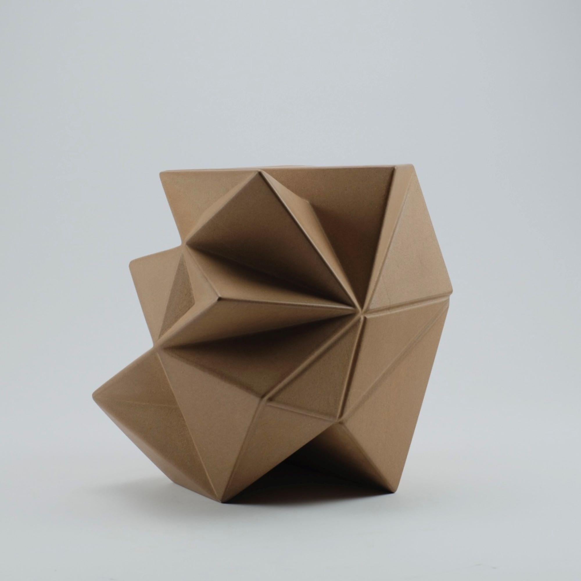 Halley 4 de Richard Perry - Sculpture abstraite, grès, géométrique, équilibre en vente 9