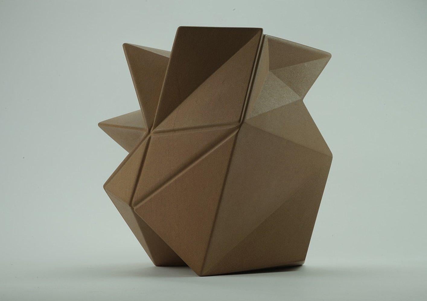 Halley 4 de Richard Perry - Sculpture abstraite, grès, géométrique, équilibre en vente 1