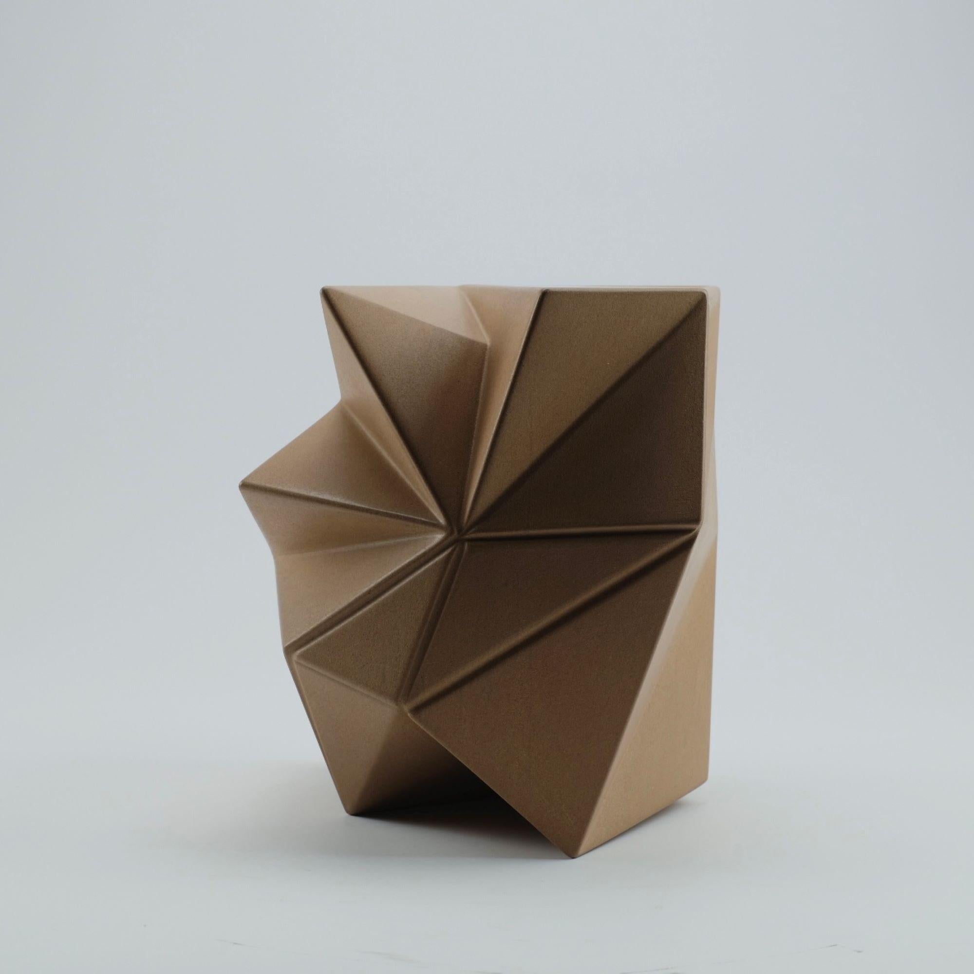 Halley 4 de Richard Perry - Sculpture abstraite, grès, géométrique, équilibre en vente 6