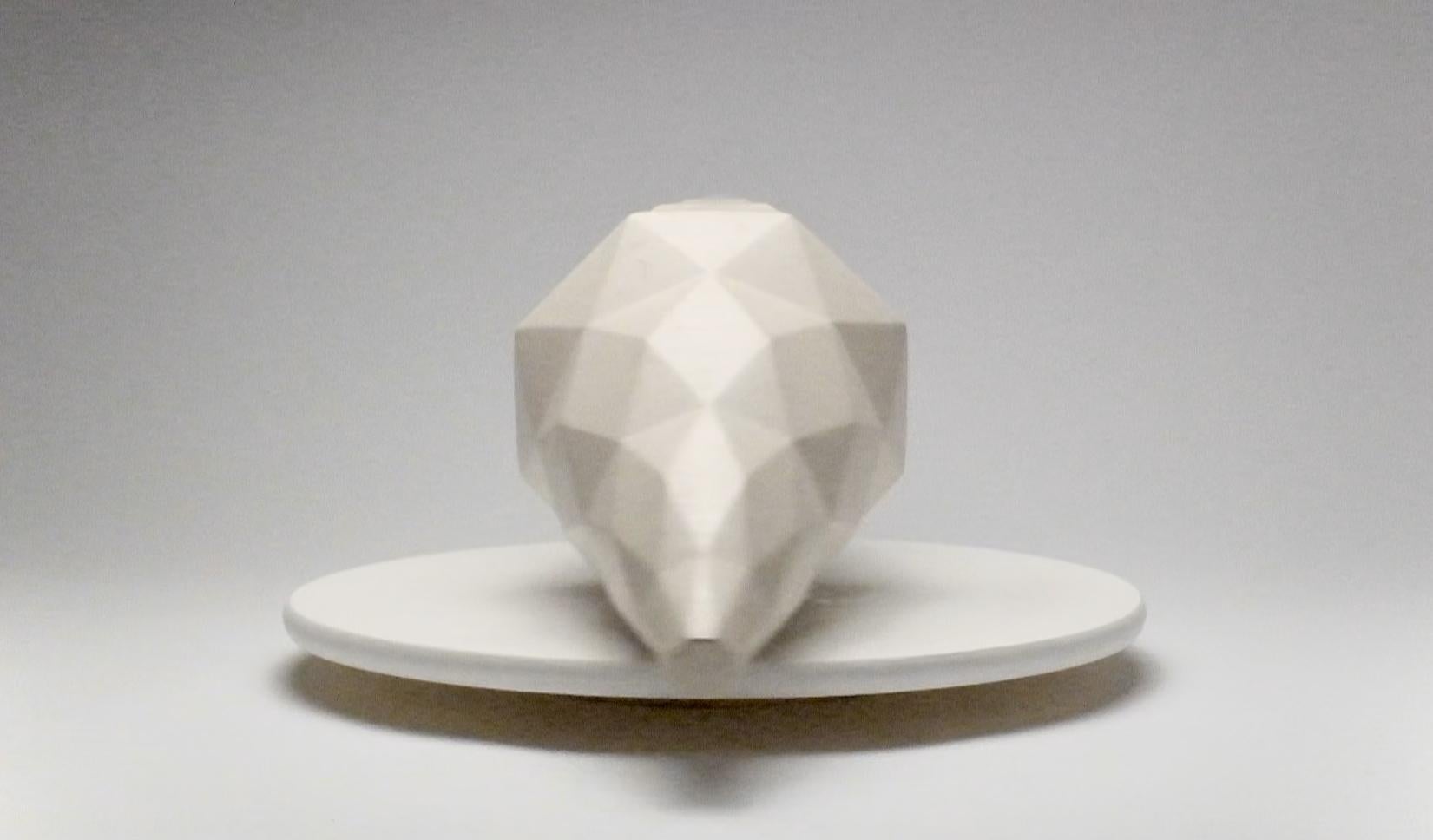 Geometrische abstrakte Skulptur „Stern 1“ von Richard Perry – Portlander Stein von Richard Perry im Angebot 4