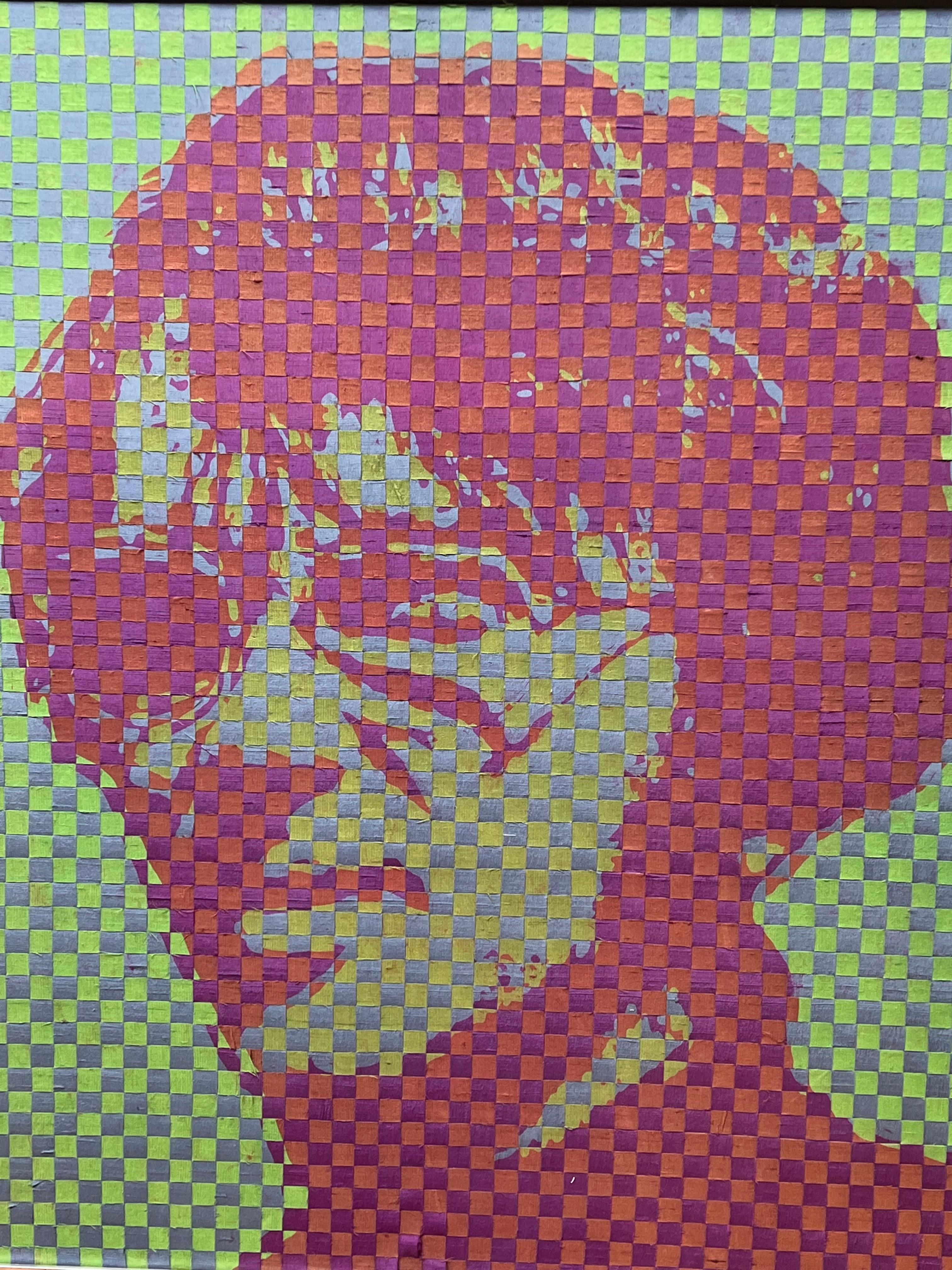This unique artwork by Richard Proctor is part of a series of 3 (see last pictures and other listings). It is a self-portrait repeated 3 times in different colors.
It has been created by interweaving different colored strips of fabric in order to