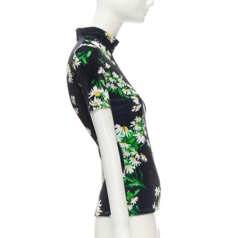 RICHARD QUINN black white green daisy floral print velvet short sleeve top S In Excellent Condition For Sale In Hong Kong, NT