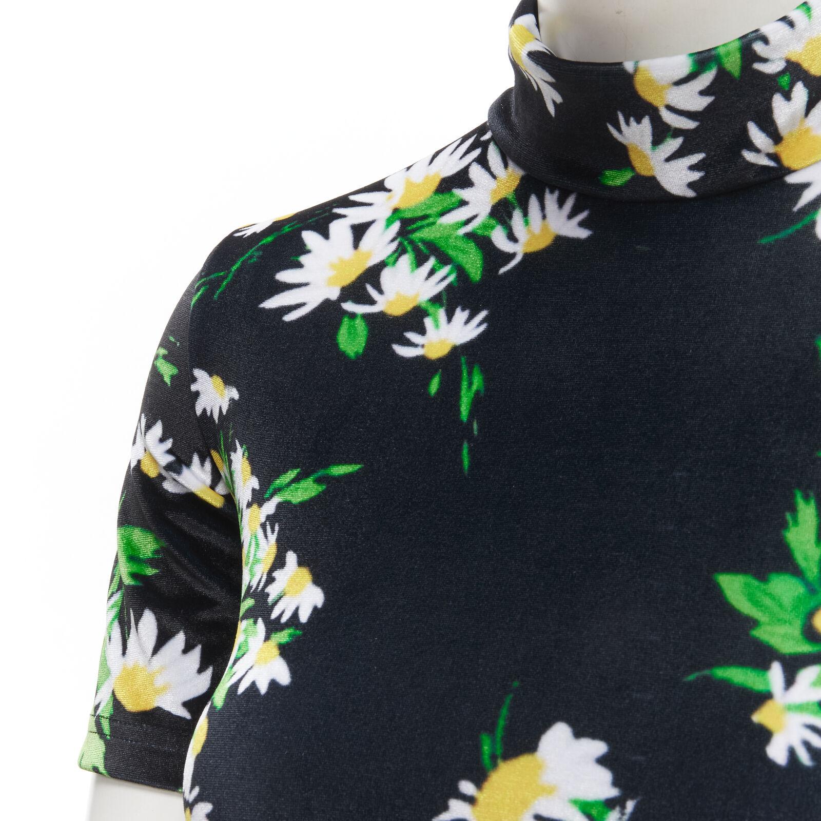 RICHARD QUINN black white green daisy floral print velvet short sleeve top S For Sale 1