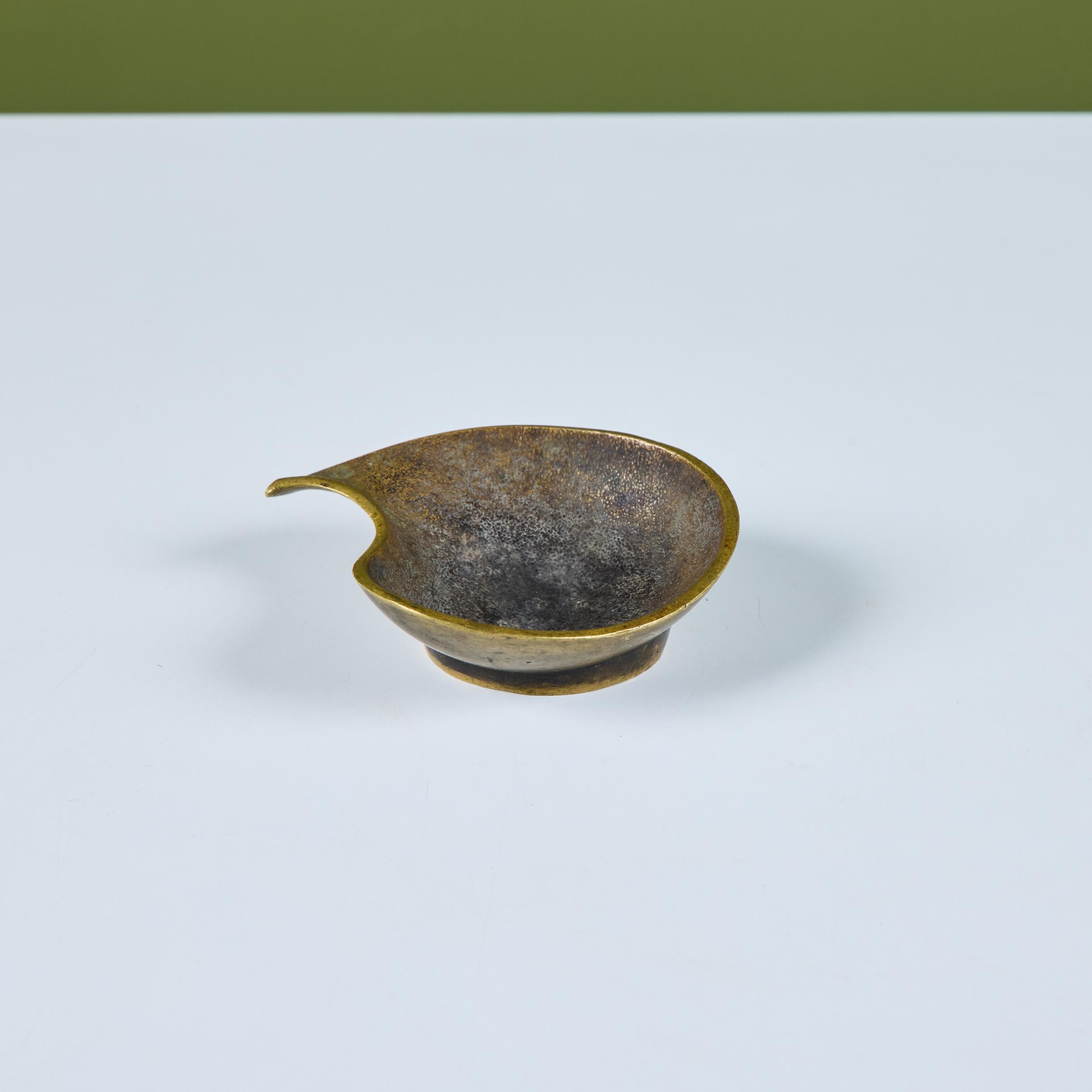 Richard Rohac Cast Bronze Teardrop Bowl (bol en forme de goutte d'eau) en vente 4