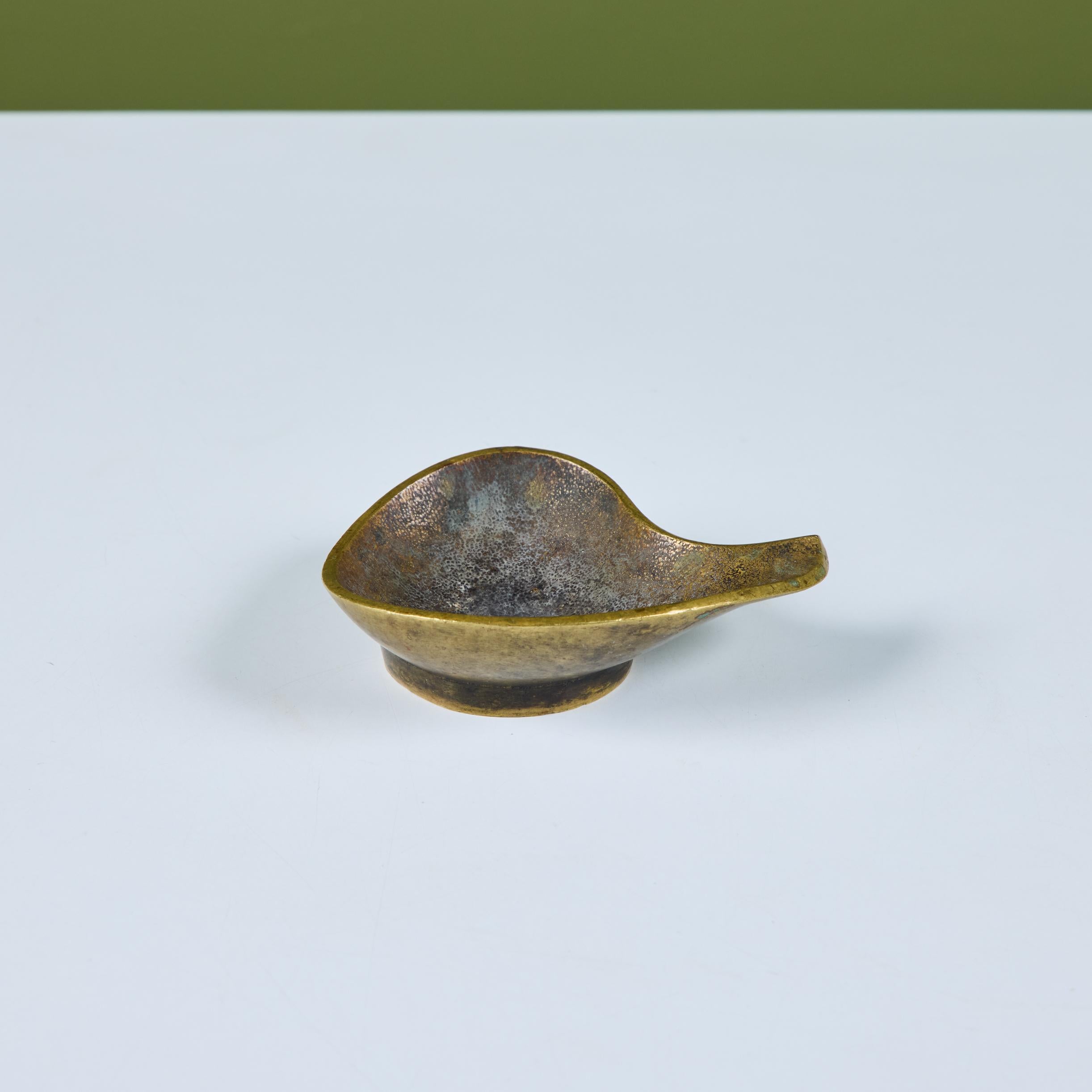 Richard Rohac Cast Bronze Teardrop Bowl (bol en forme de goutte d'eau) en vente 2