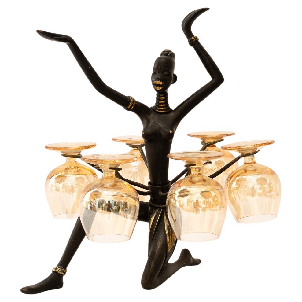 Richard Rohac Figur Glashalter um 1950 ( signiert ) im Angebot