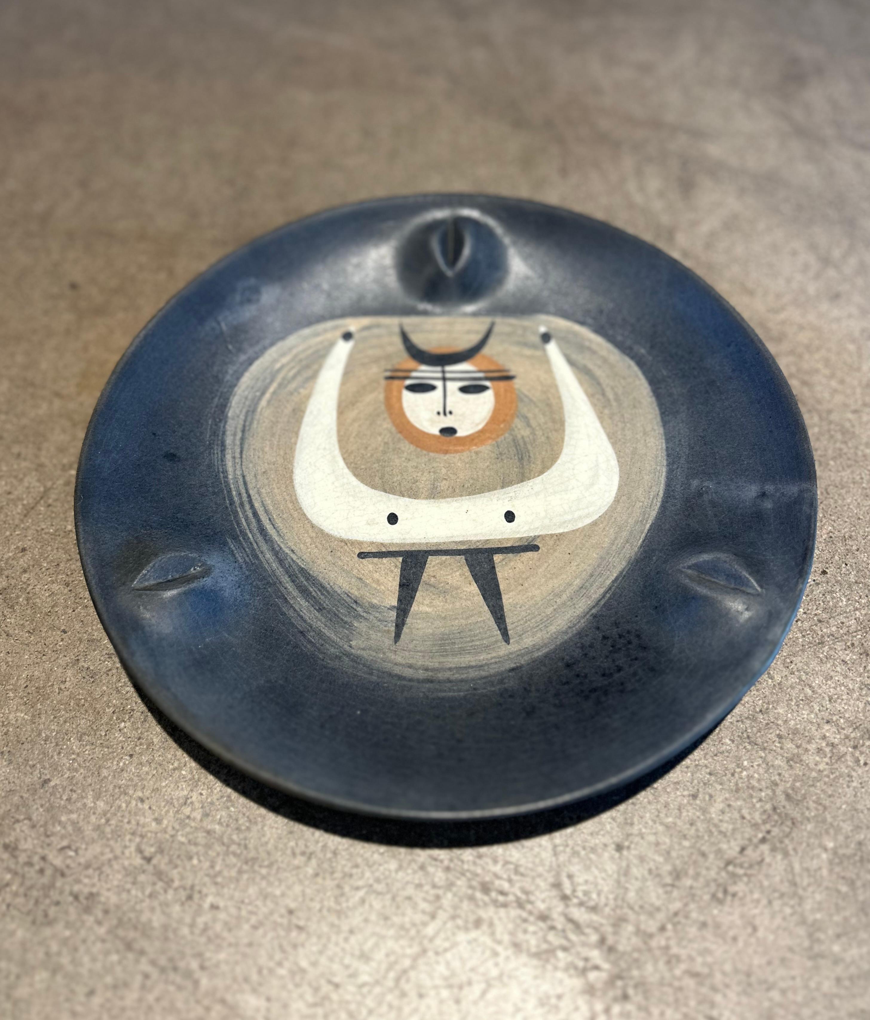 American Richard Saar 1950’s Ceramic Charger Sculpture For Sale