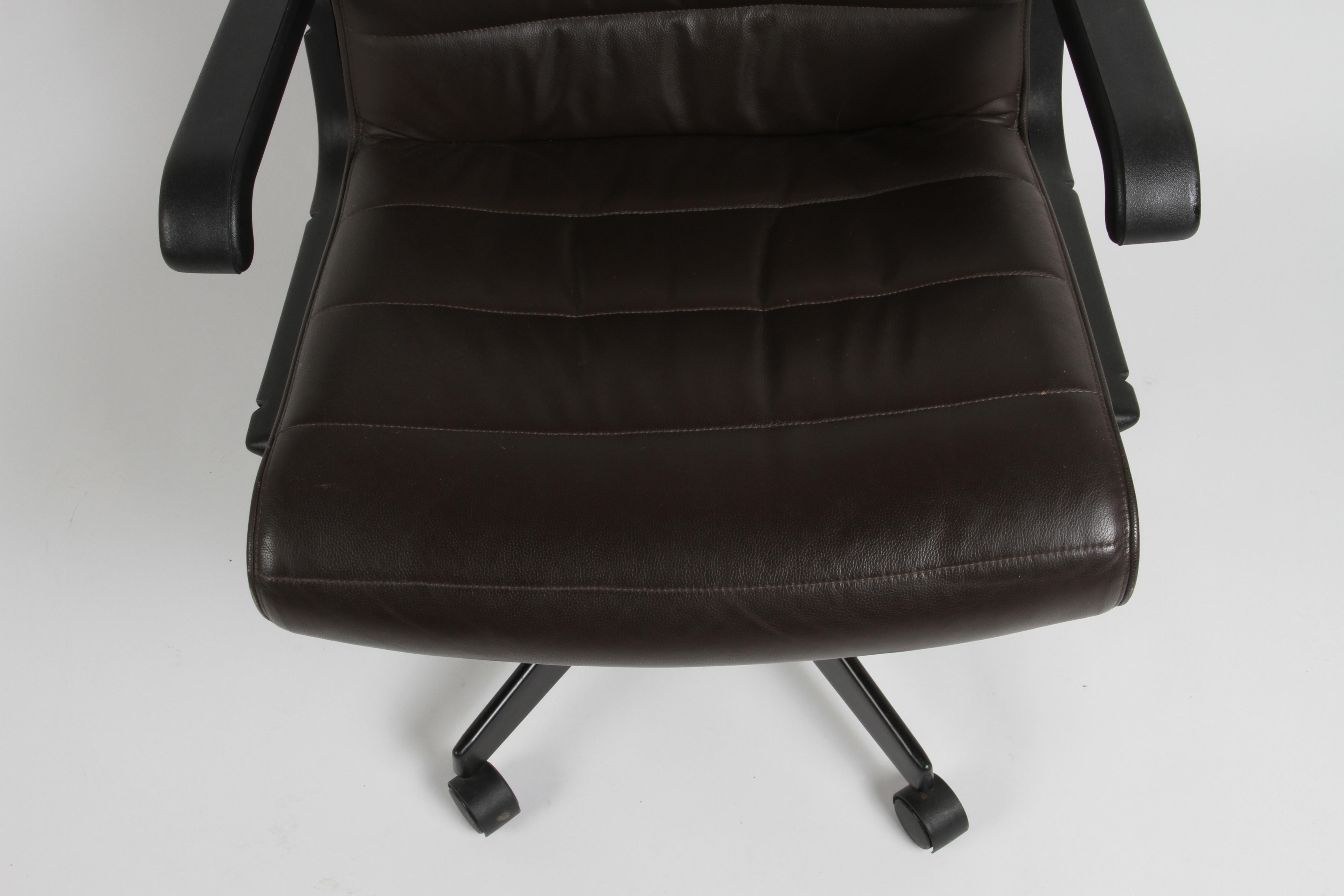 American Richard Sapper for Knoll Desk Task Executive or Conference Chair - Brown Leather For Sale