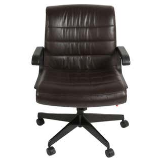 C. 2006 Knoll Sapper Series Management Desk Chair by Richard Sapper in ...