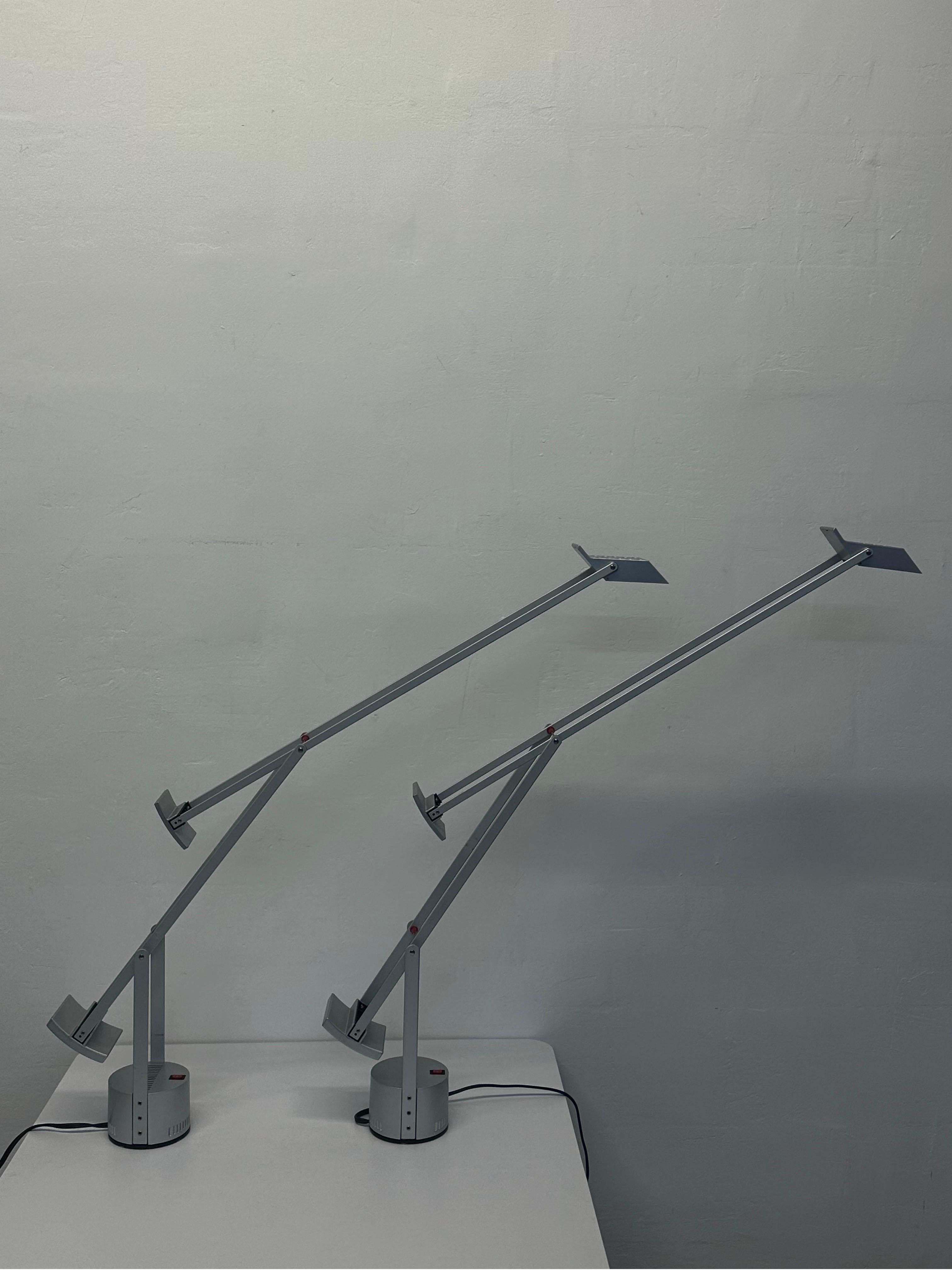 Italian Richard Sapper Tizio Desk or Table Lamps for Atemide, 1980s - a Pair