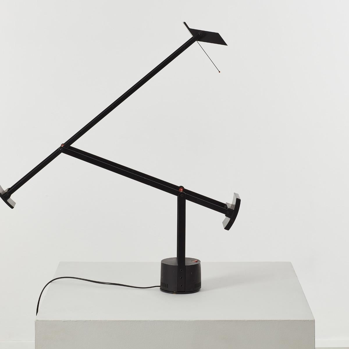 Richard Sapper (1932-2015) was born in German but worked in Italy, and his work brings together the best design principles of both nations. On one hand the ‘Tizio’ lamp possesses a northern European emphasis on functionalism. It was conceived as the
