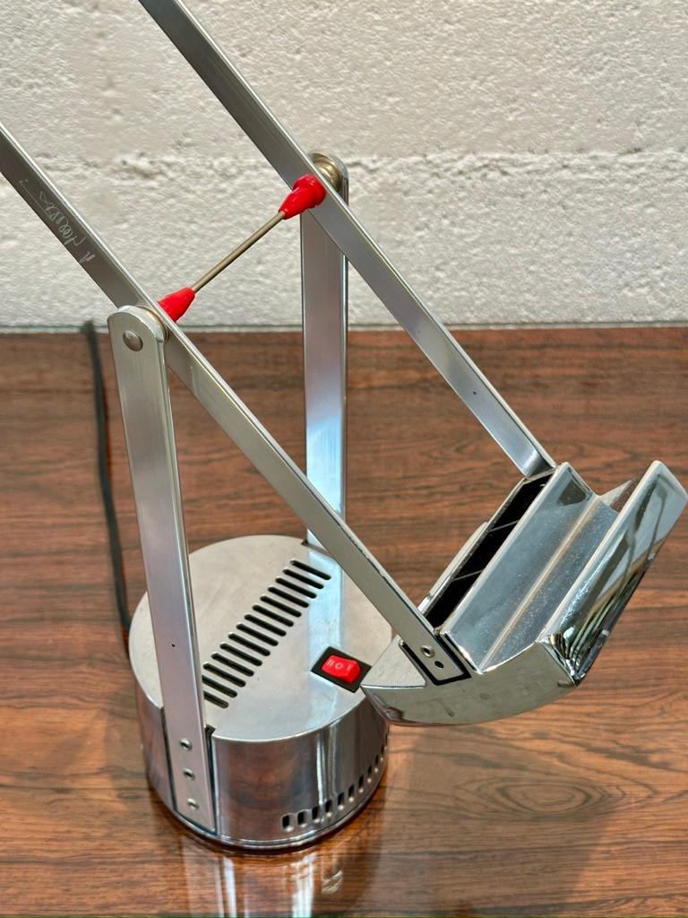 Richard Sapper Tizio X30 lamp 1990 Chrome limited edition numbering and signe In Good Condition For Sale In Genève, GE