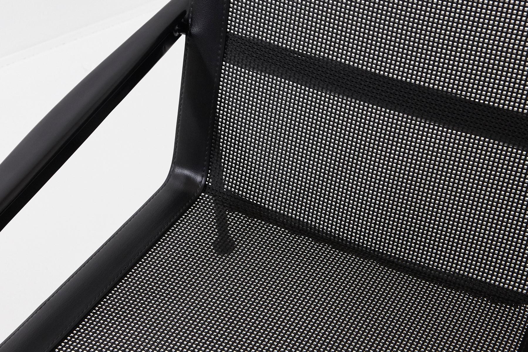 Aluminum Richard Schultz All Black Garden Lounge Chair from the '1966 Collection' For Sale