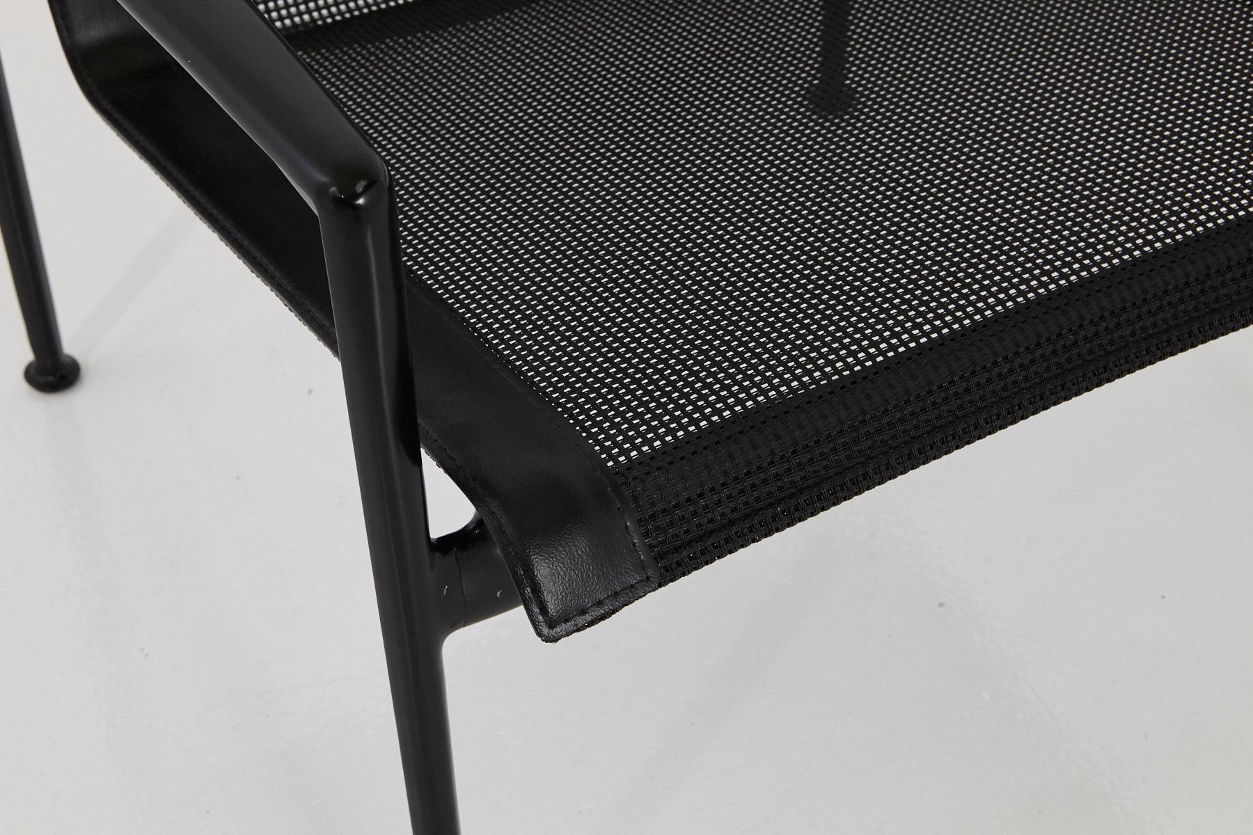 Richard Schultz All Black Garden Lounge Chair from the '1966 Collection' In Good Condition For Sale In Pau, FR