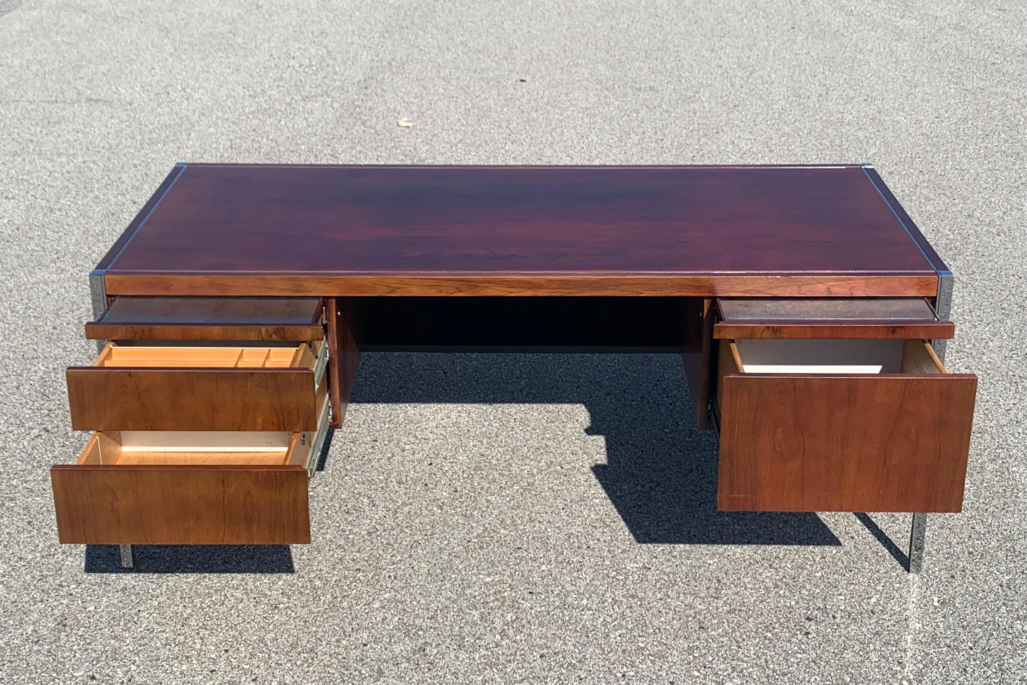 Richard Schultz for Knoll 1960s Mid-Century Modern Rosewood Executive Desk #4146 8