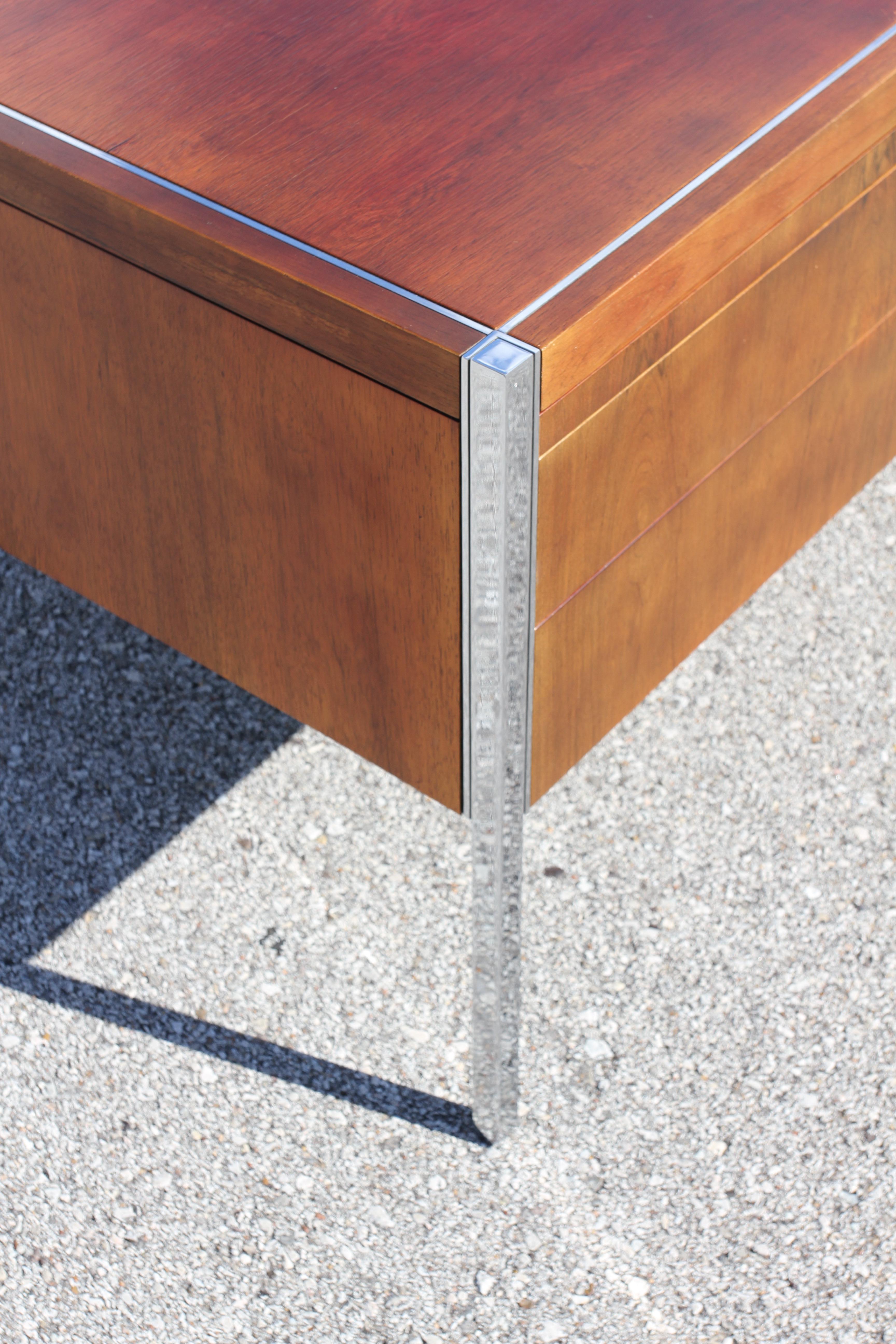 Chrome Richard Schultz for Knoll 1960s Mid-Century Modern Rosewood Executive Desk #4146