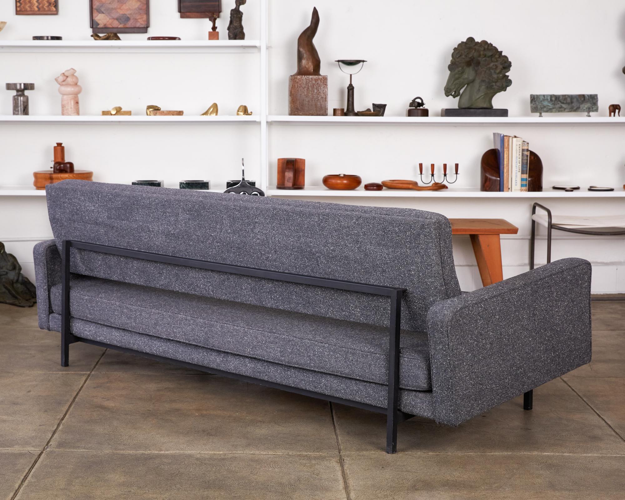 Richard Schultz for Knoll Convertible Sofa/Daybed 3