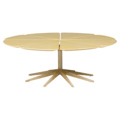 Table basse « Pearl » laquée beige de Richard Schultz pour Knoll International