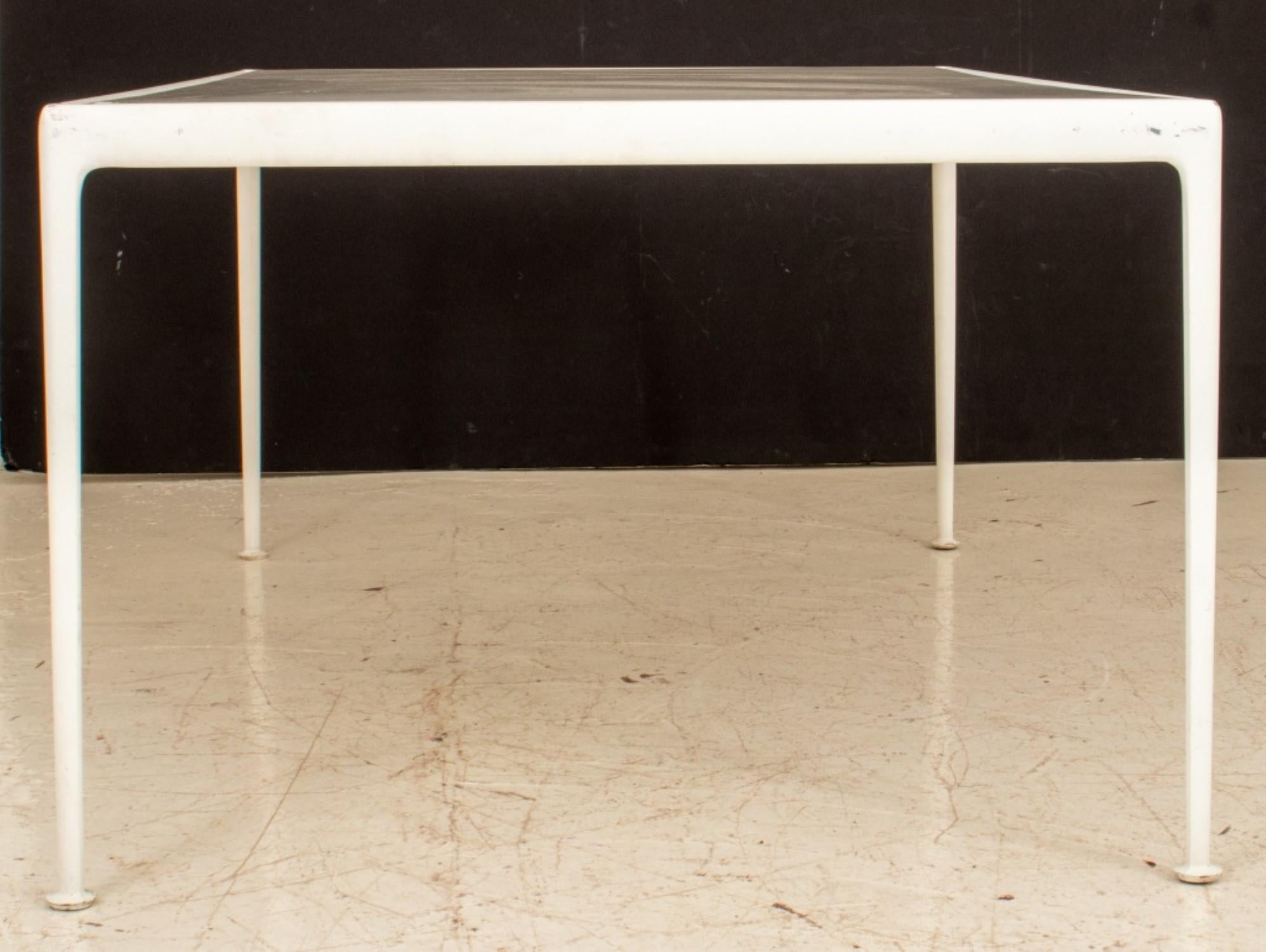 Richard Schultz for Knoll Outdoor Dining Table In Good Condition For Sale In New York, NY