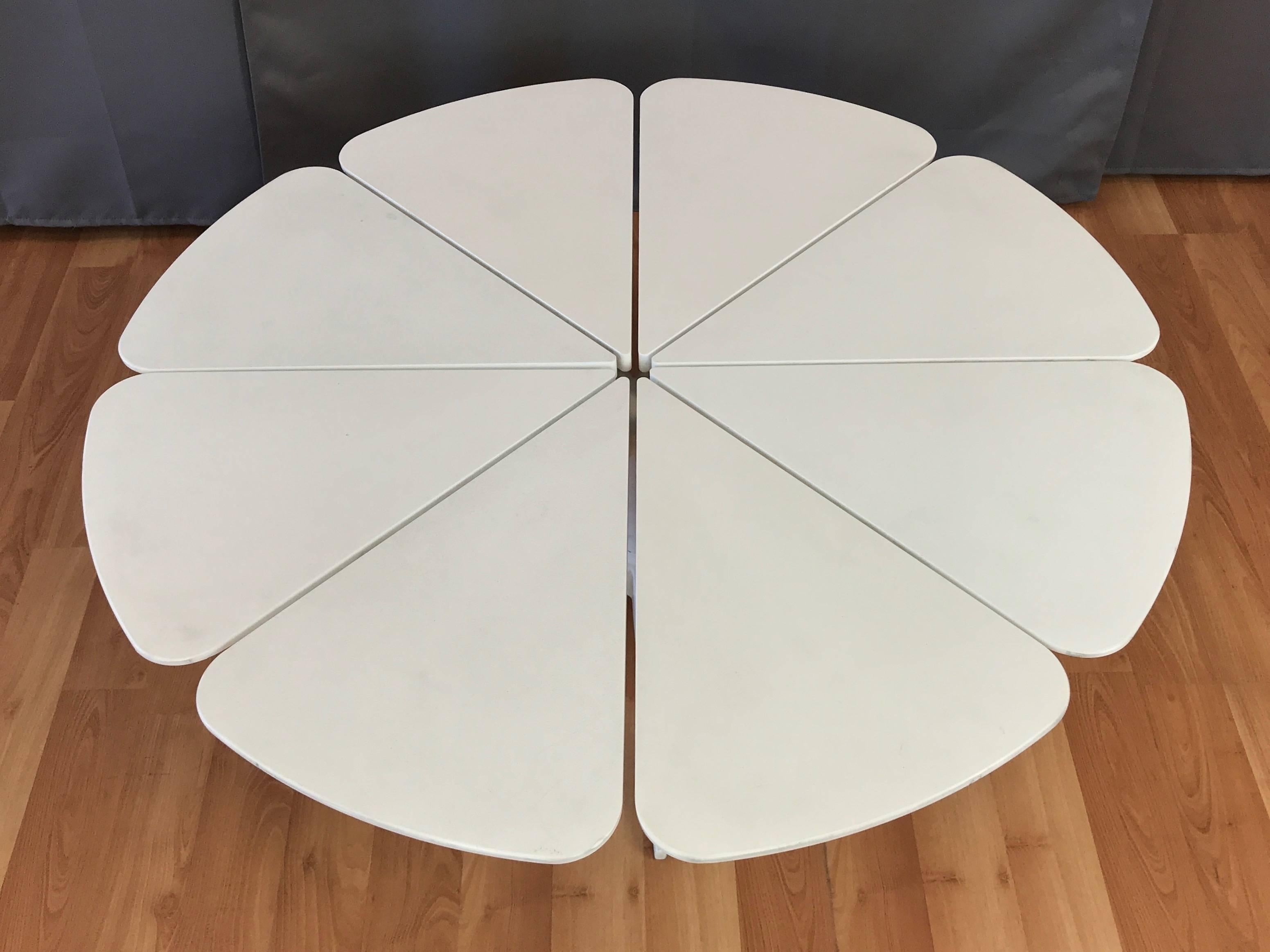 Richard Schultz for Knoll Petal Coffee Table In Good Condition In San Francisco, CA