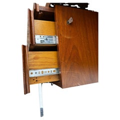 Richard Schultz For Knoll Rosewood and Chrome Executive Desk