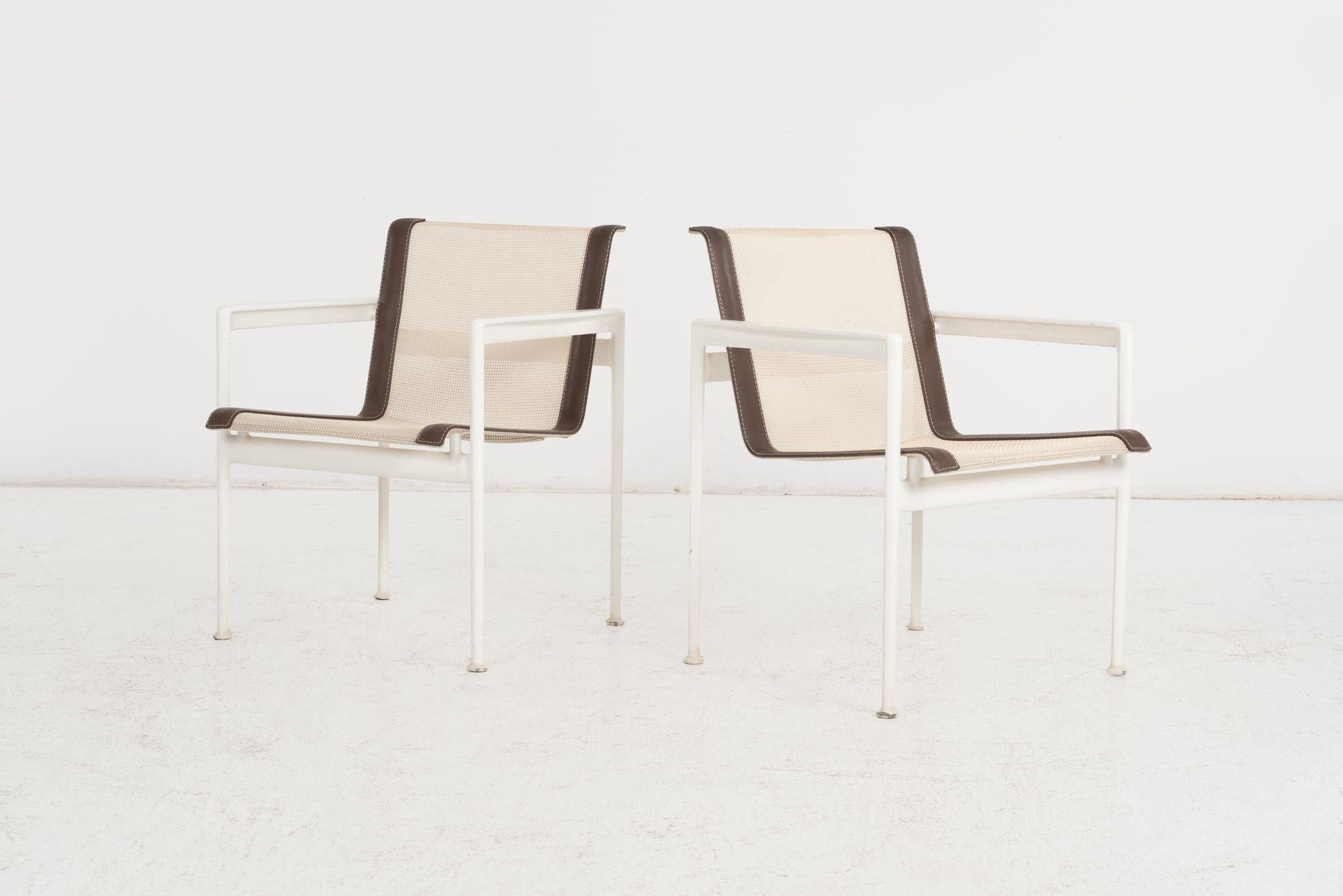 Appliqué Richard Schultz for Knoll Set of Four Dining Chairs—1960s For Sale