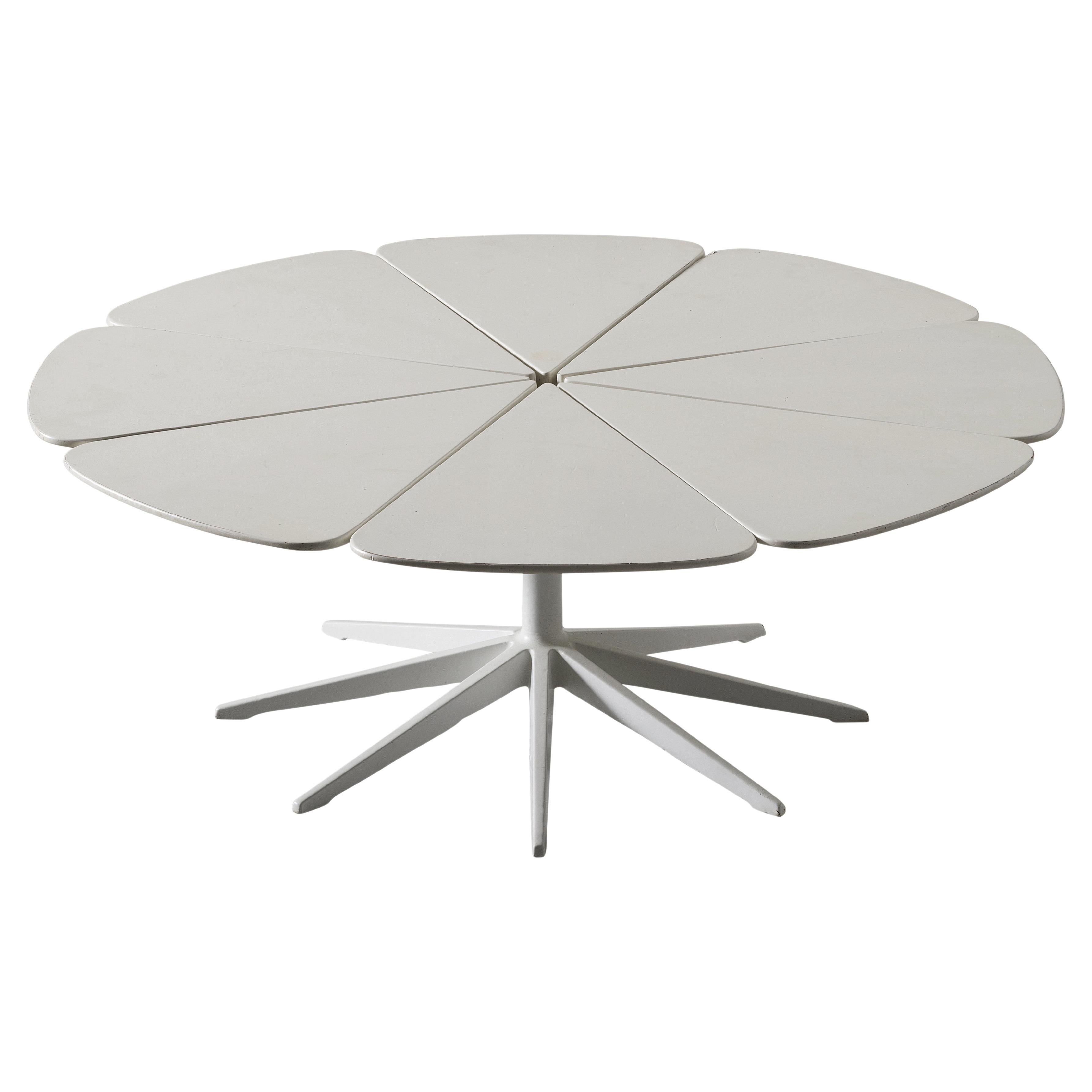Richard Schultz for Knoll White 'Petal' Coffee Table  For Sale