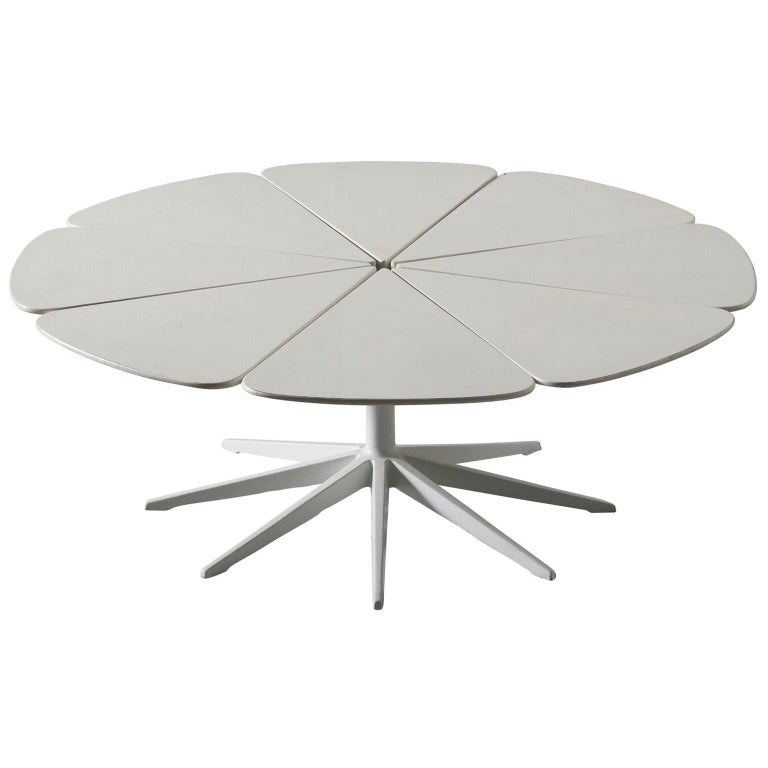 Richard Schultz for Knoll White Petal Side Table For Sale at 1stDibs