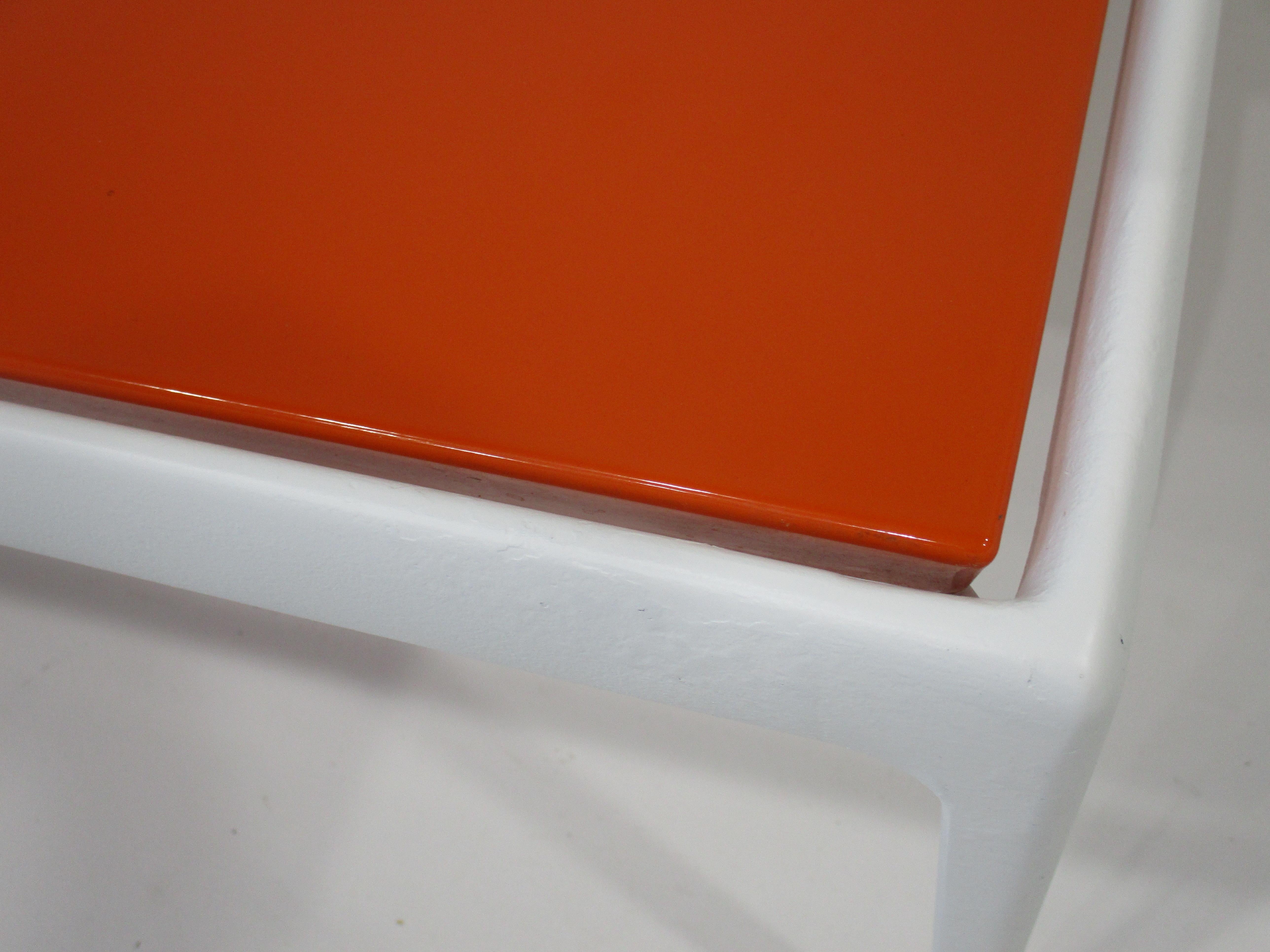 Aluminium Table basse d'extérieur / d'intérieur A Schultz pour Knoll en vente