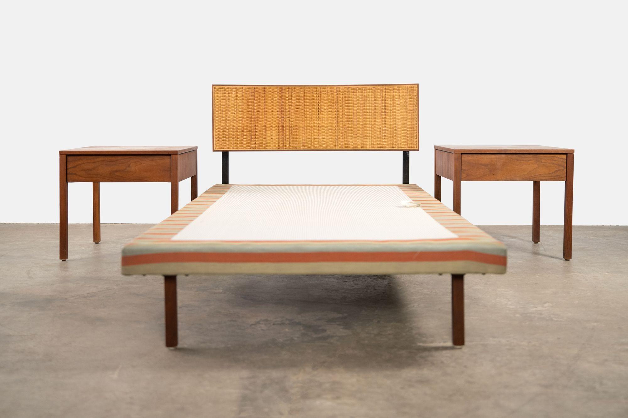 Richard Schultz Pair of Single Beds for Knoll, Will Also Serve as a King Bed For Sale 5