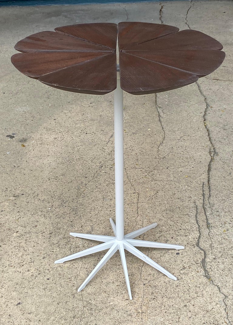 20th Century Richard Schultz Petal Side Table for Knoll For Sale