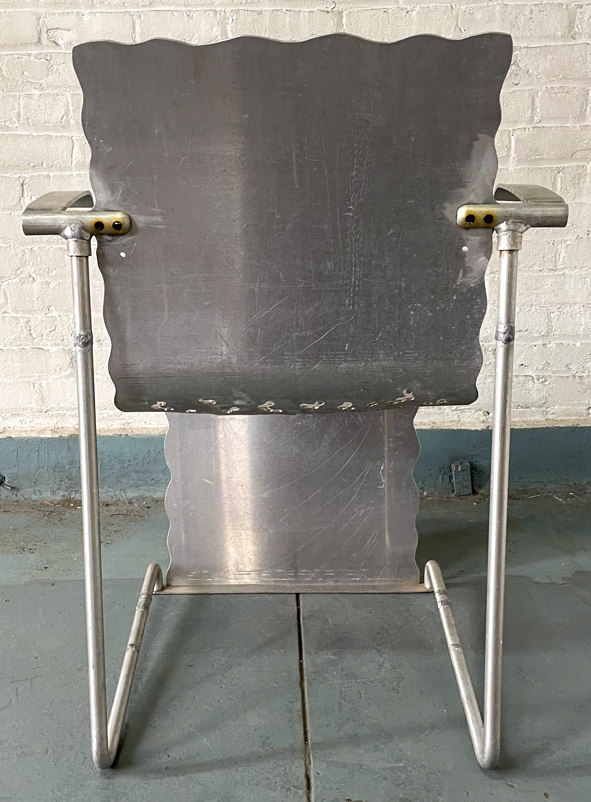 Prototyp eines Stapelstuhls aus Aluminium von Richard Schultz #1 im Angebot 3