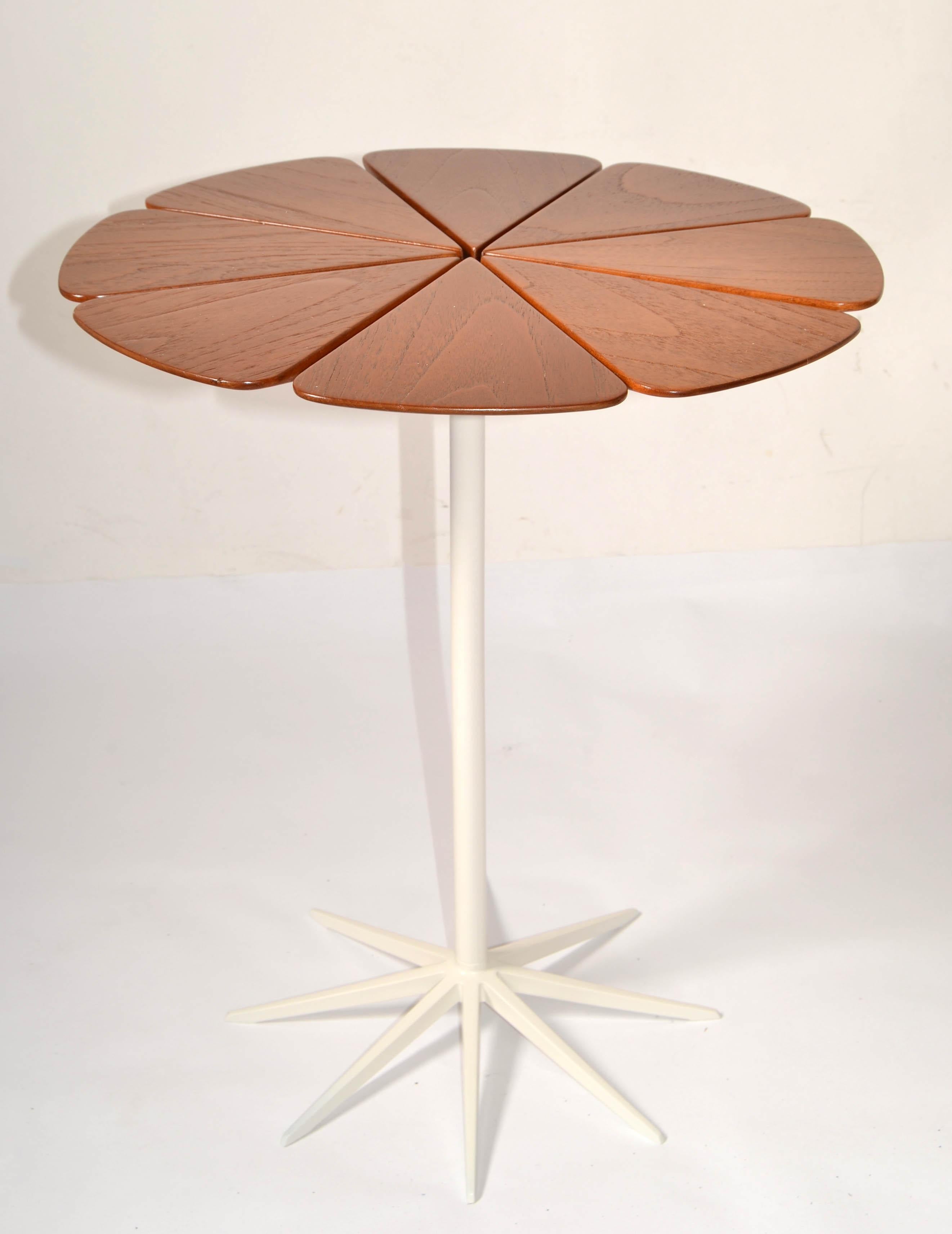 Richard Schultz Vintage Blütenblatt-Beistelltisch Knoll Mid-Century Modern Aluminium Teakholz im Angebot 3