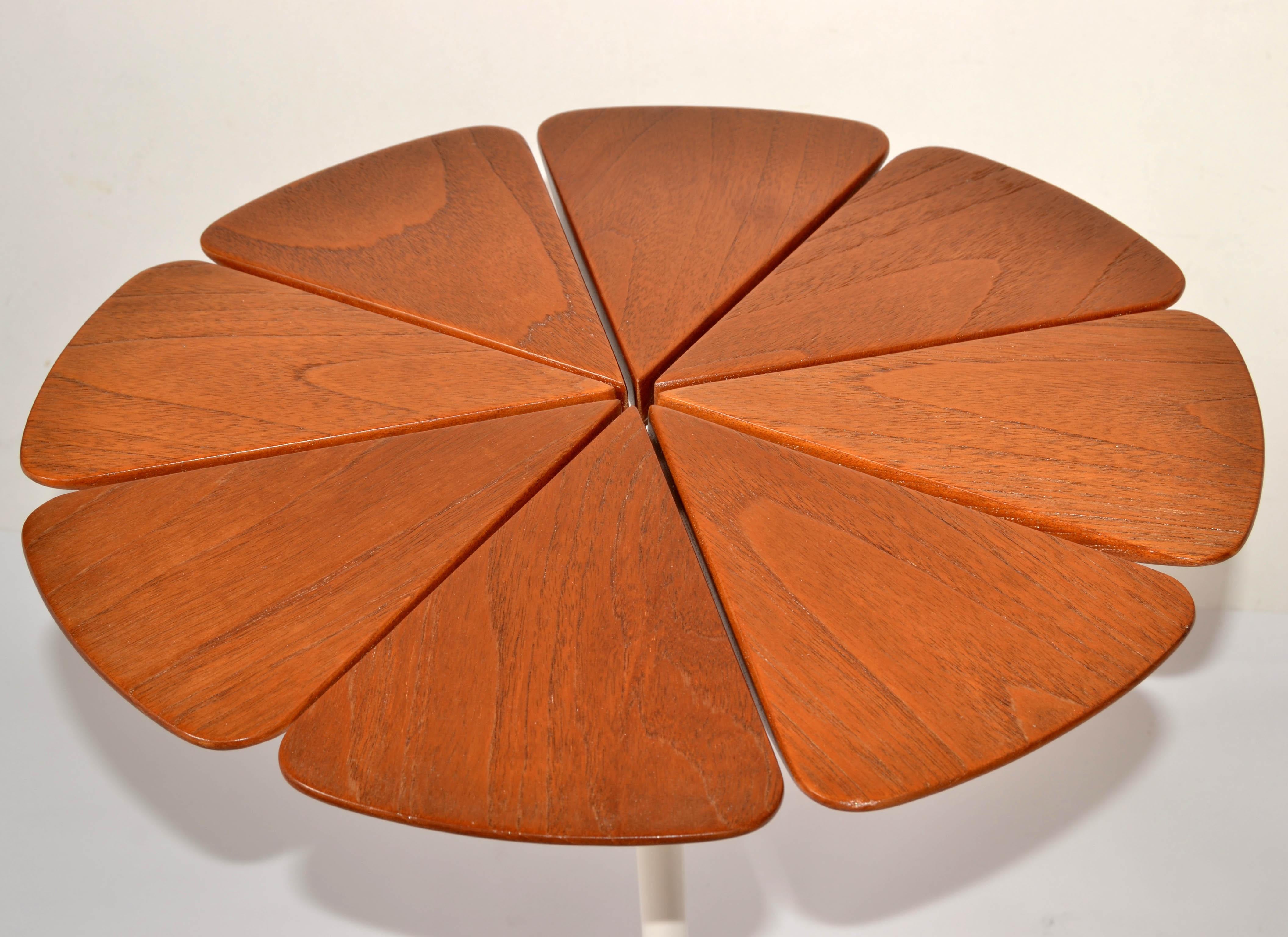 Richard Schultz Vintage Blütenblatt-Beistelltisch Knoll Mid-Century Modern Aluminium Teakholz (20. Jahrhundert) im Angebot