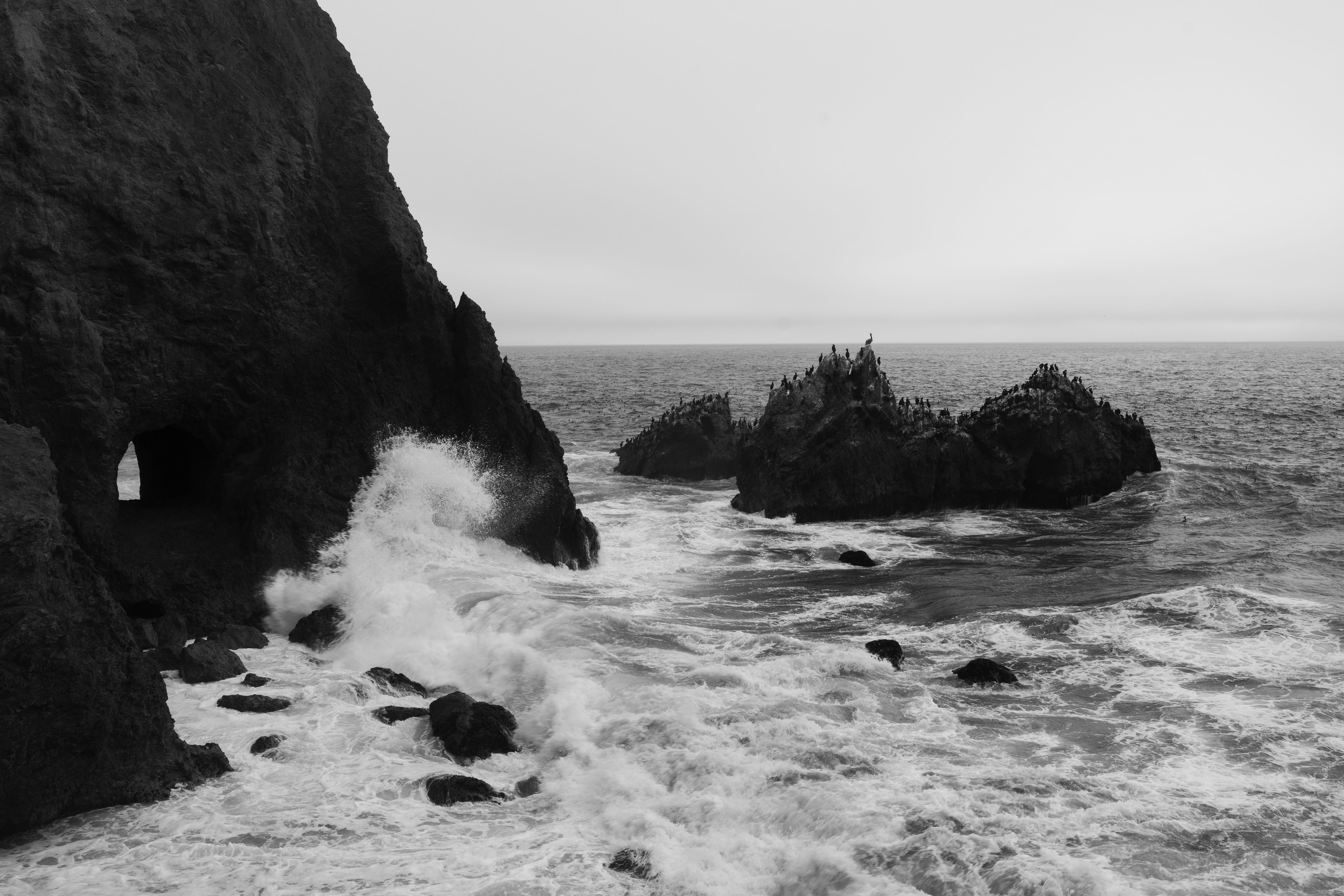 Richard Scudder Black and White Photograph - Muscle Rock Beach, Photograph, Silver Hal/Gelatin
