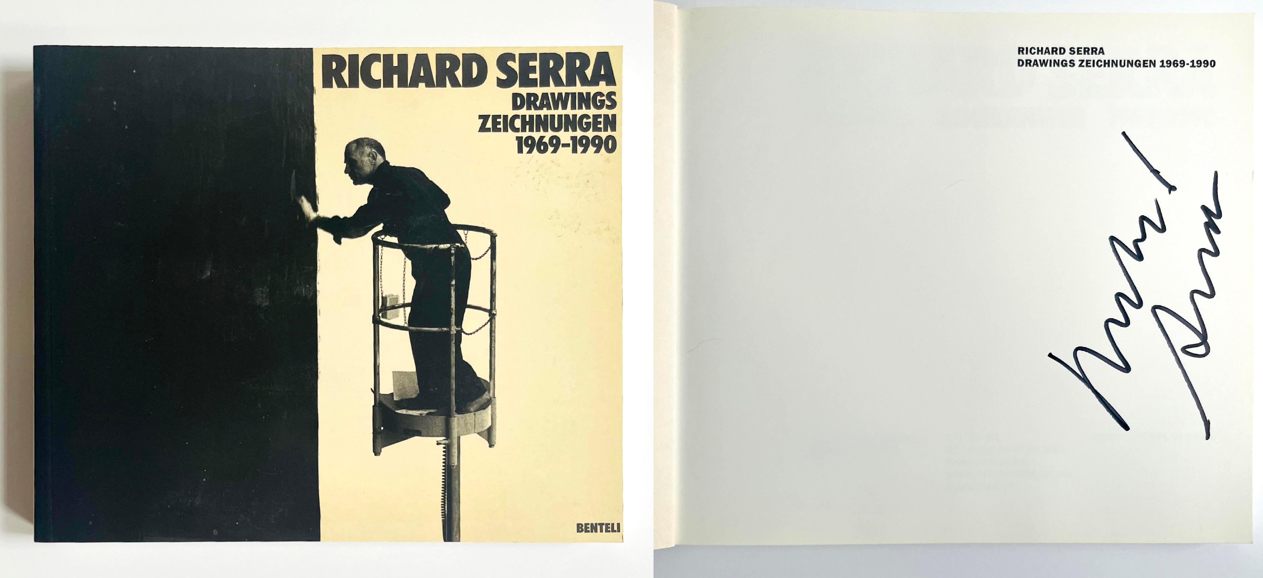Richard Serra Drawings Zeichnungen 1969-1990 (Signé à la main par Richard Serra), 1990
Livre monographique souple (signé par Richard Serra)
Signé à la main par Richard Serra sur la moitié de la page de titre.
9 3/4 × 11 × 1 pouces
Ce livre à
