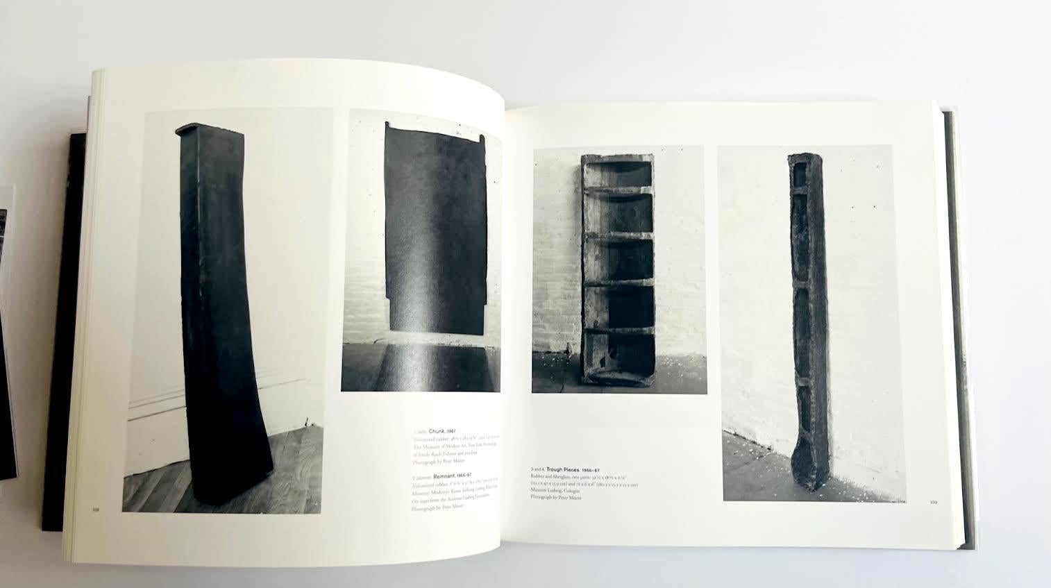 Sculpture : Forty Years (Livre signé à la main par Richard Serra) en vente 5