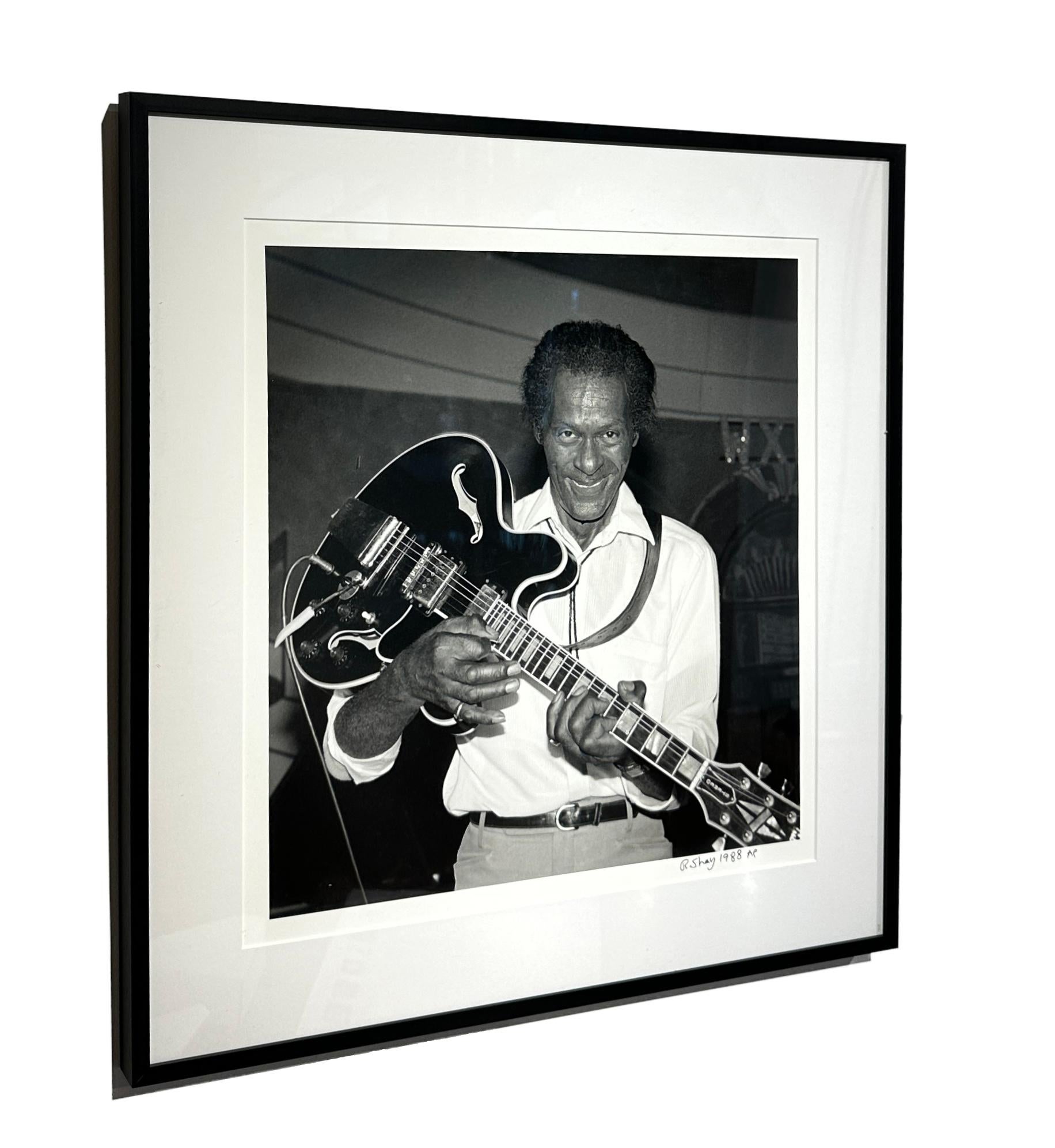 Chuck Berry in Chicago, 1988 - B&W Photograph of Famed Musician, Framed For Sale 2