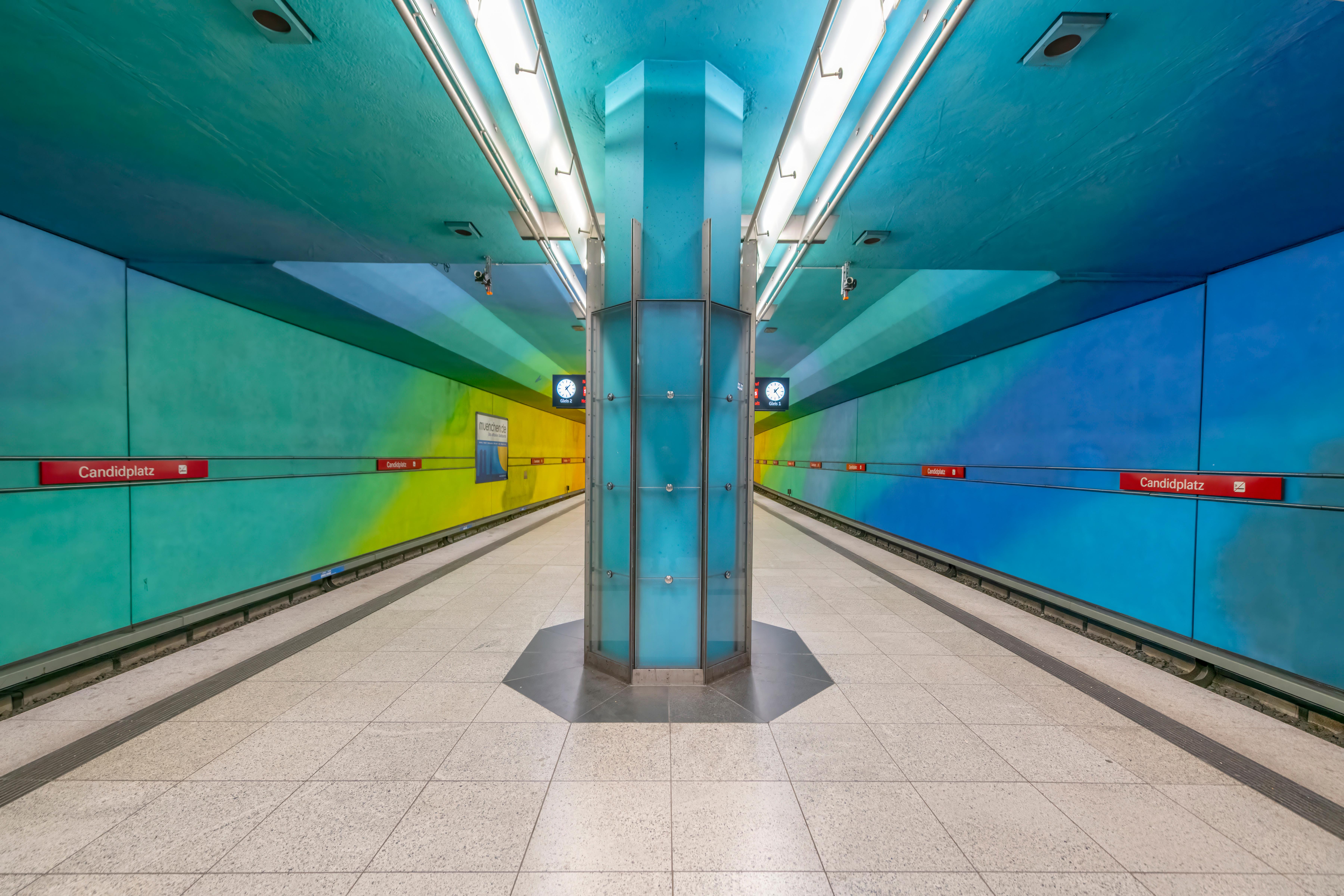 Estación Candidplatz, Alemania - Fotografía en color, 40x60 Pulgadas, Nuevo