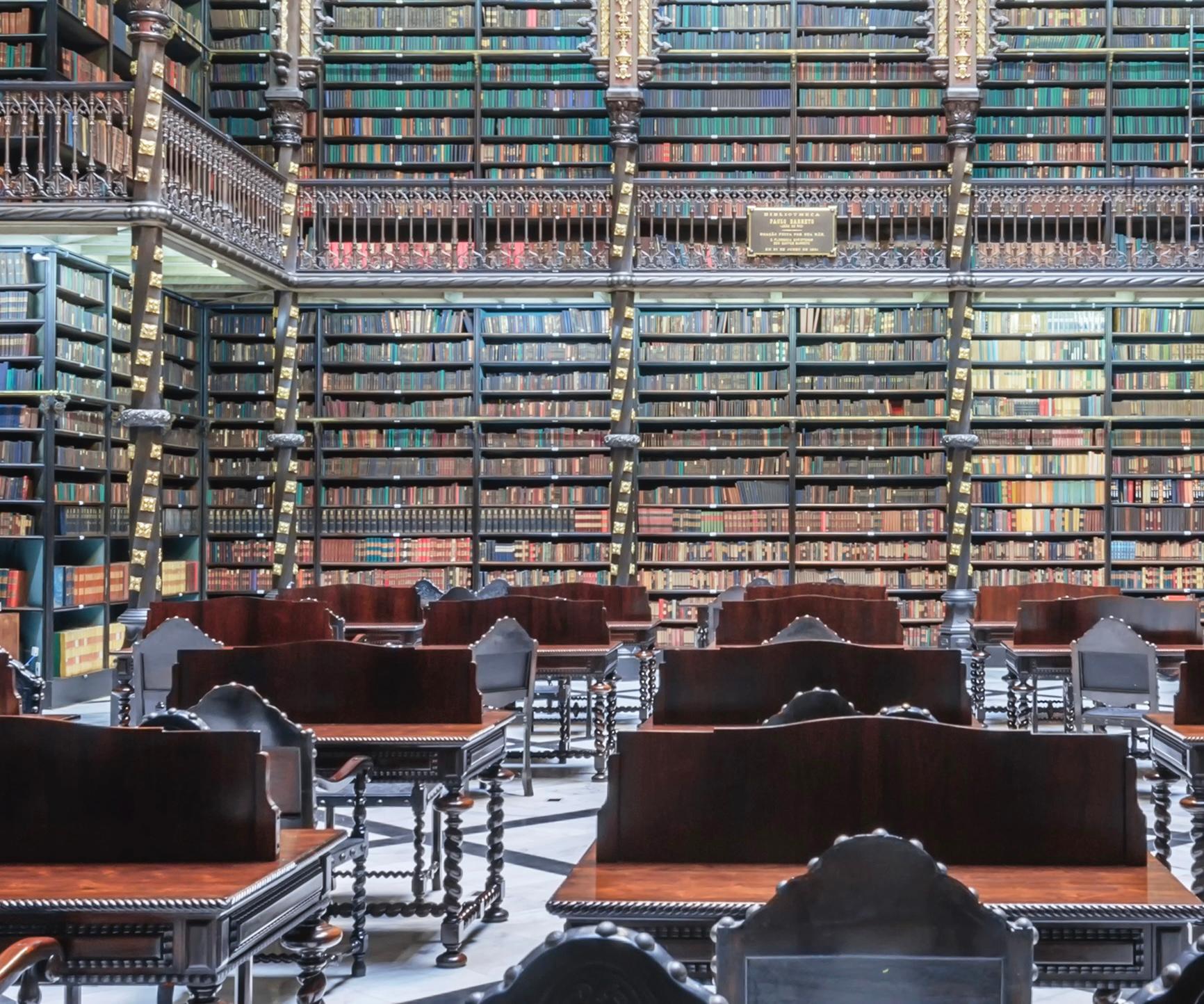 Real Gabinete Portuguese de Leitura, Rio De Janeiro - photographie en couleur en vente 5