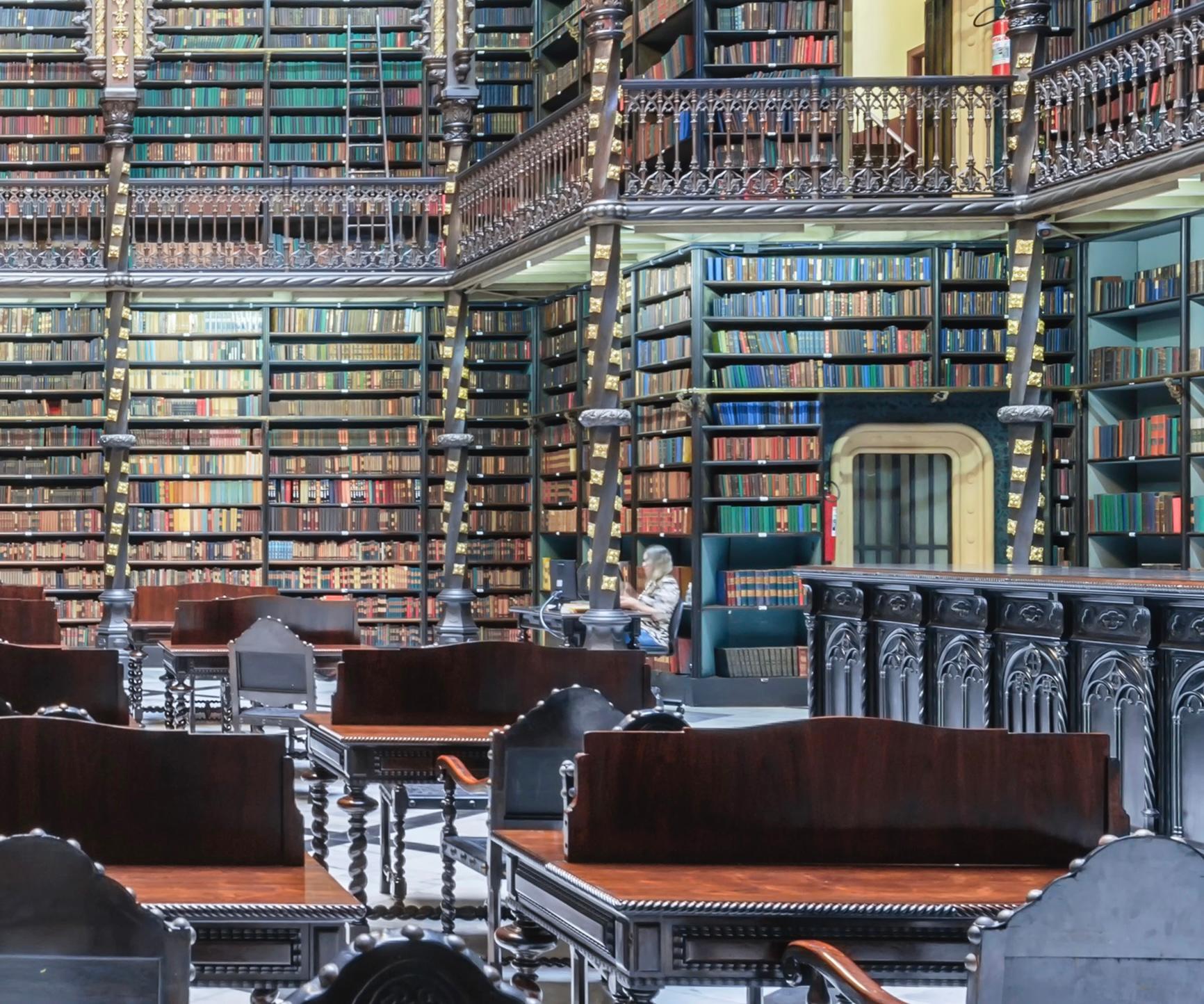 Real Gabinete Portuguese de Leitura, Rio De Janeiro - photographie en couleur en vente 2