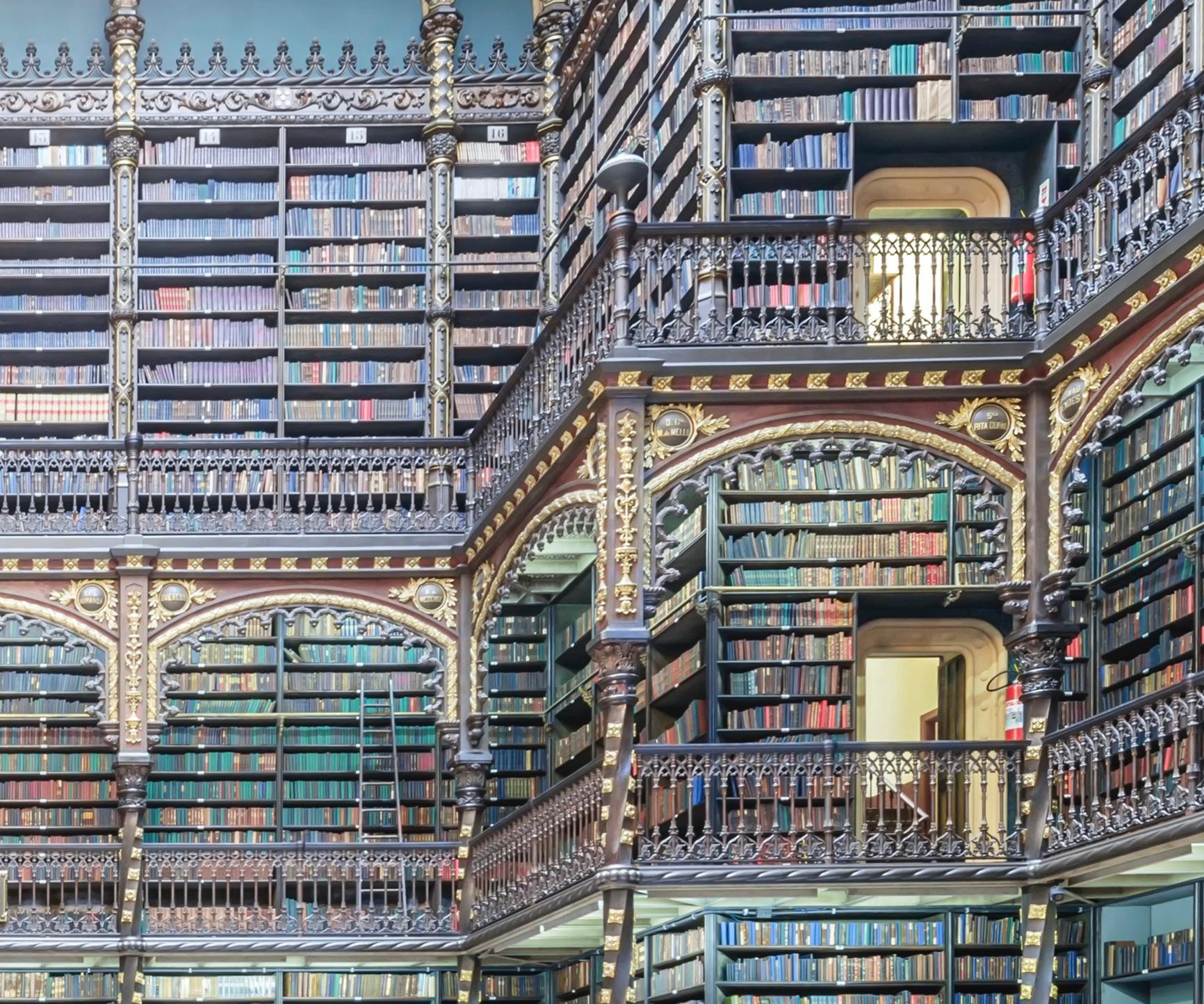 Real Gabinete Portuguese de Leitura, Rio De Janeiro - photographie en couleur en vente 4