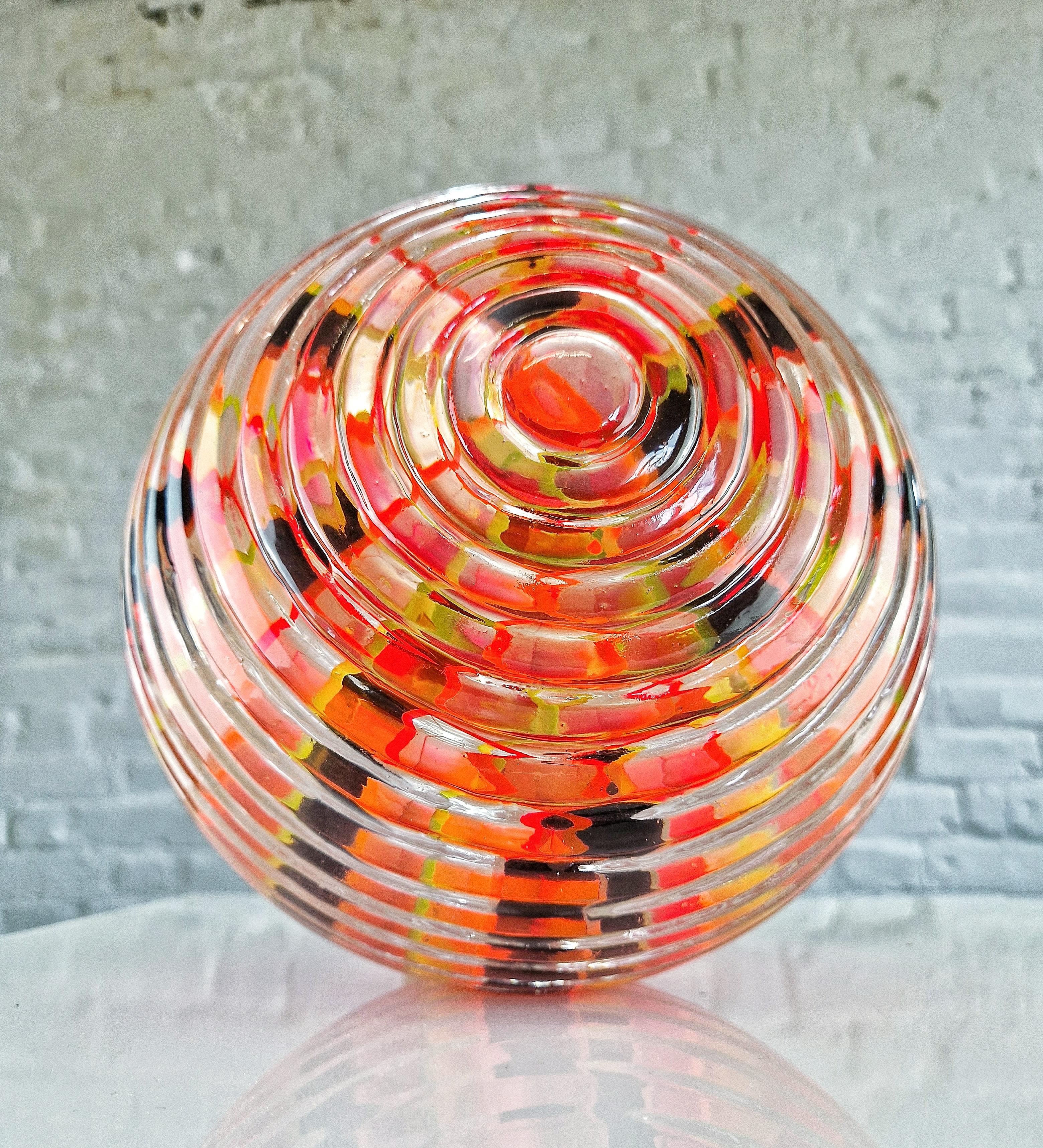  Porte du cosmos abstrait, sculpture, sphère, boule, colorée  en vente 1